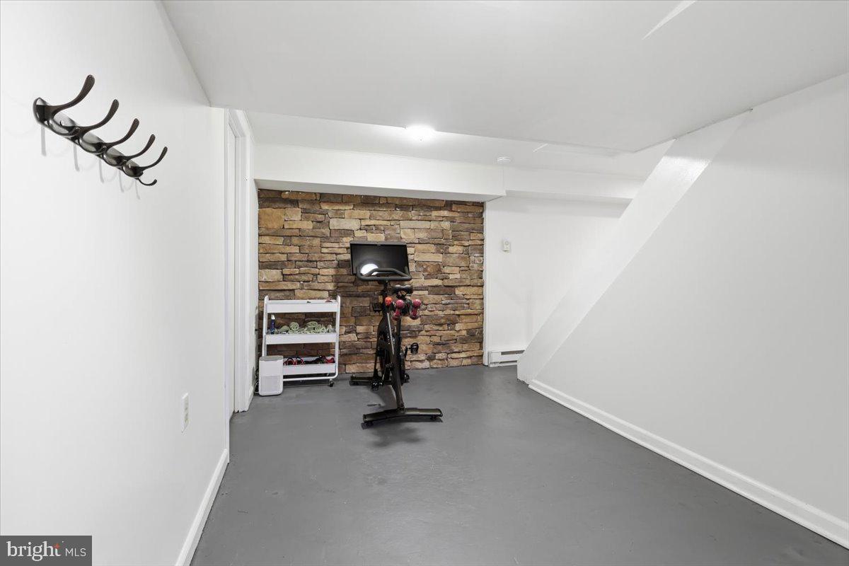 FOUNTAIN HEAD - Residential