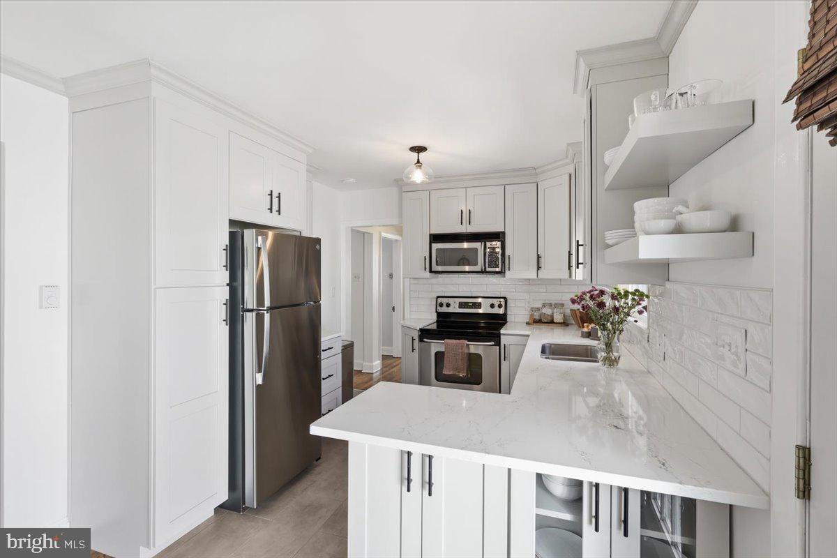 FOUNTAIN HEAD - Residential