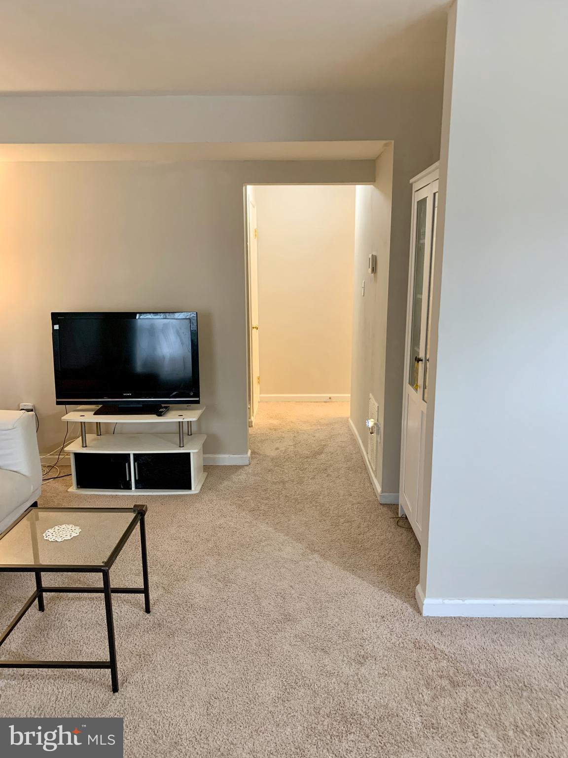 STRATFORD MEWS - Residential Lease