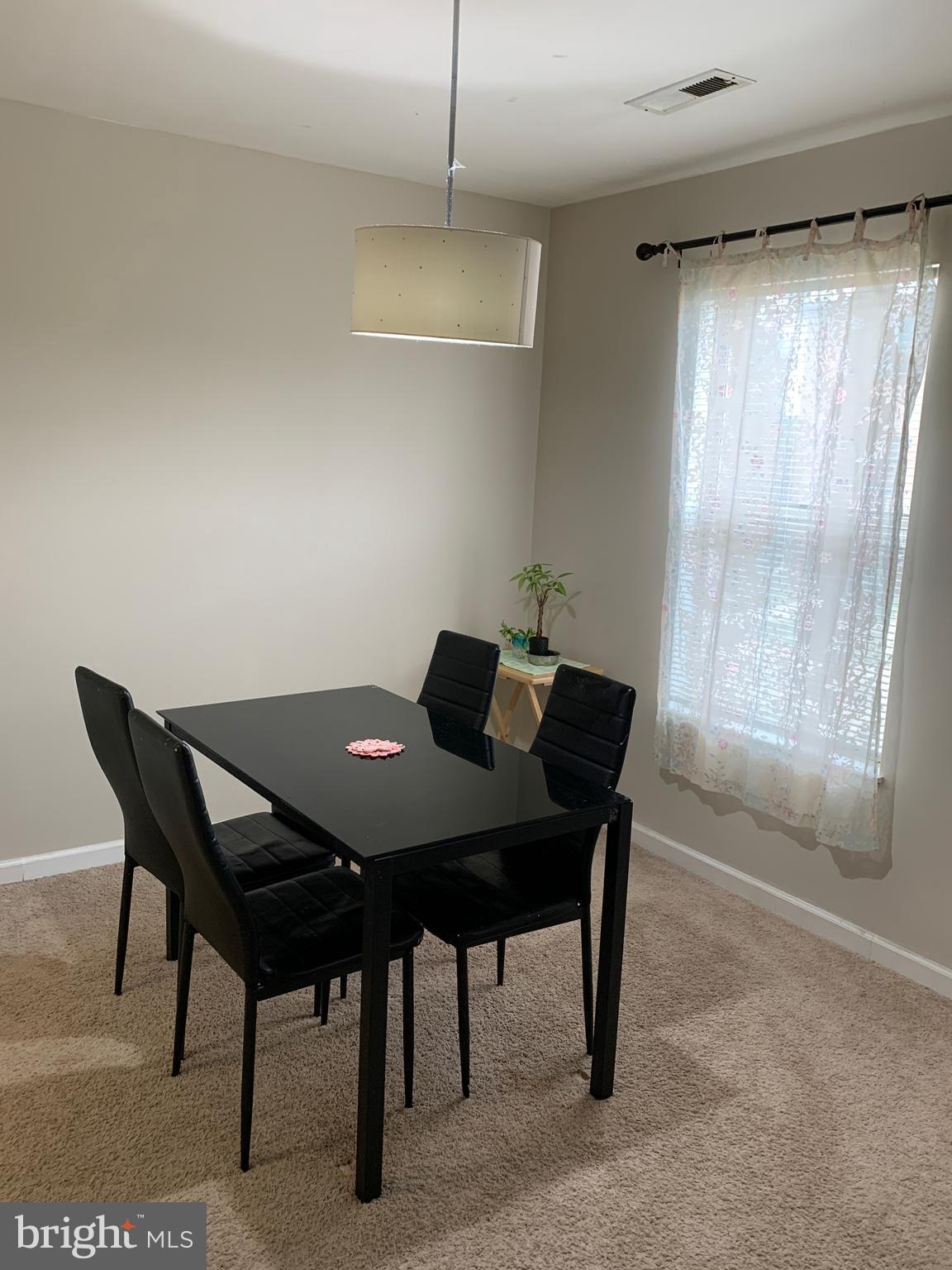 STRATFORD MEWS - Residential Lease