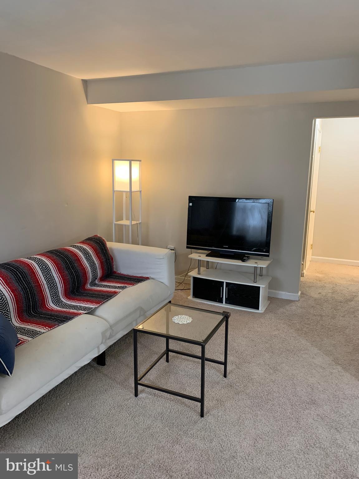 STRATFORD MEWS - Residential Lease