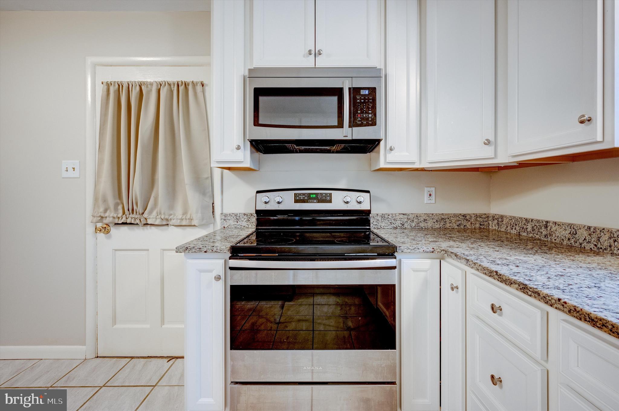 FOUNTAIN HEAD - Residential