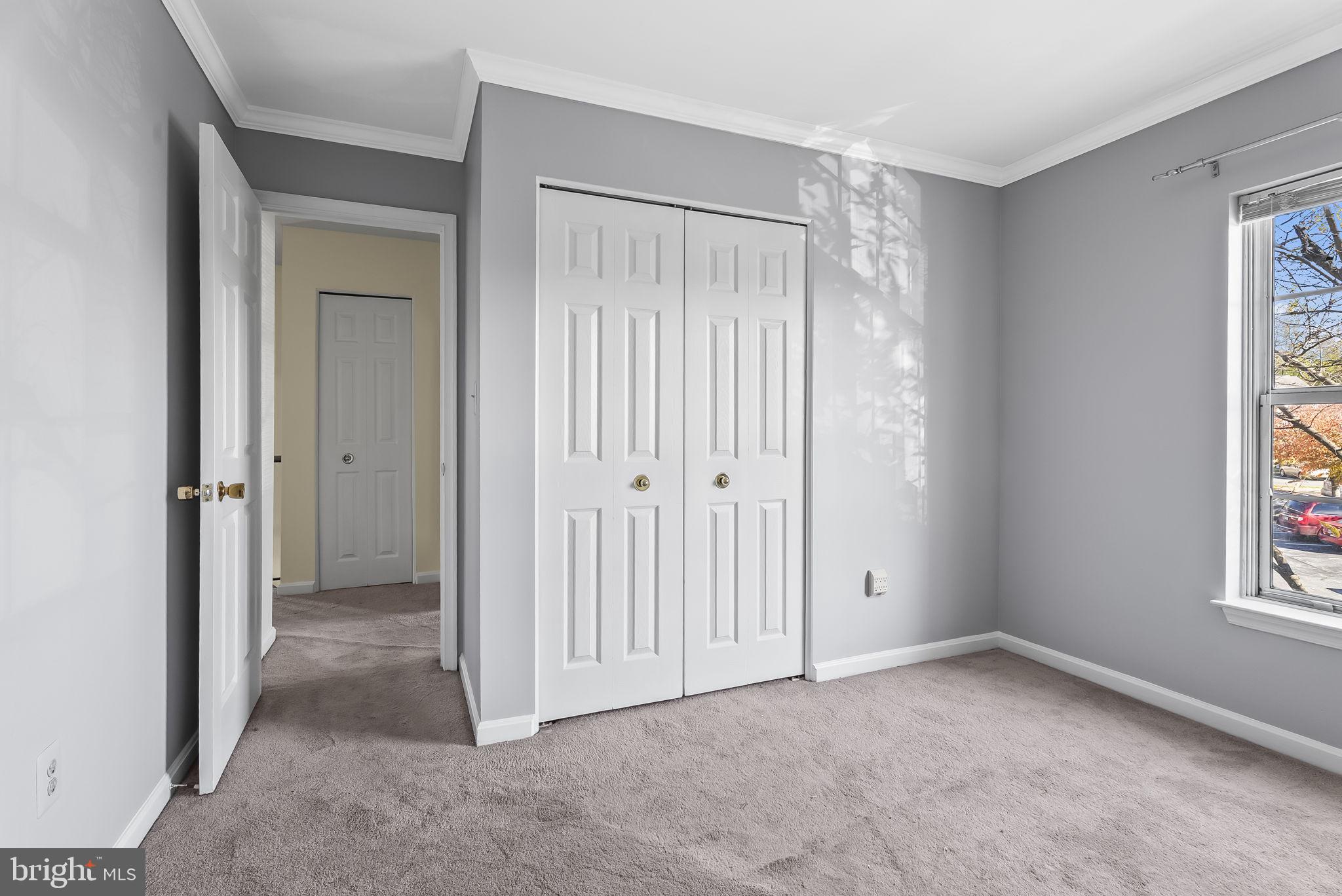 MOUNTAIN VILLAGE - Residential