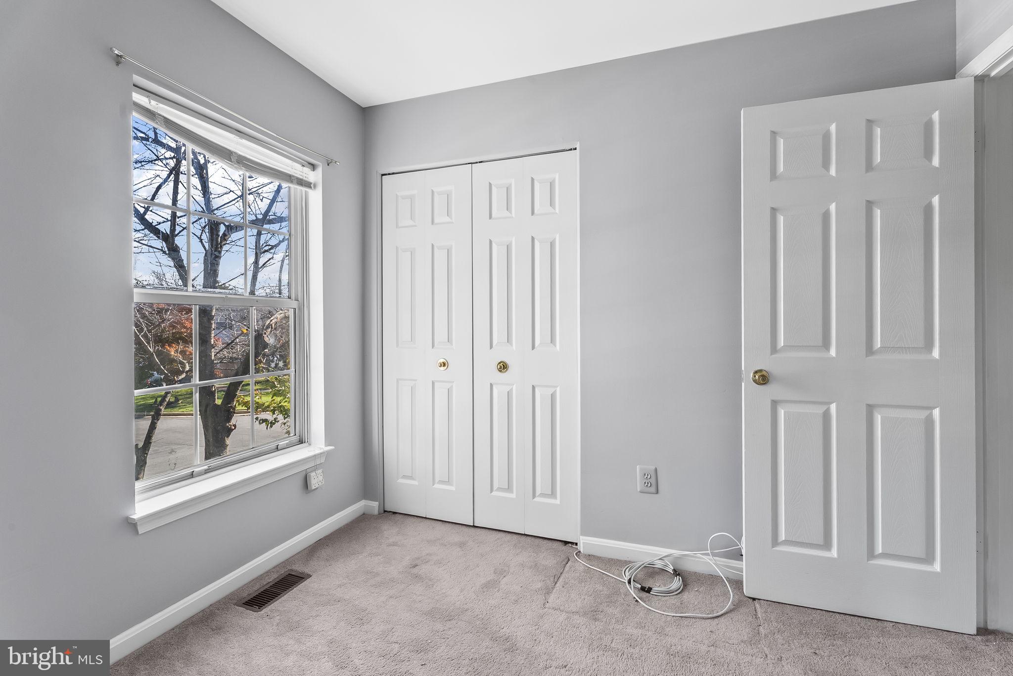 MOUNTAIN VILLAGE - Residential