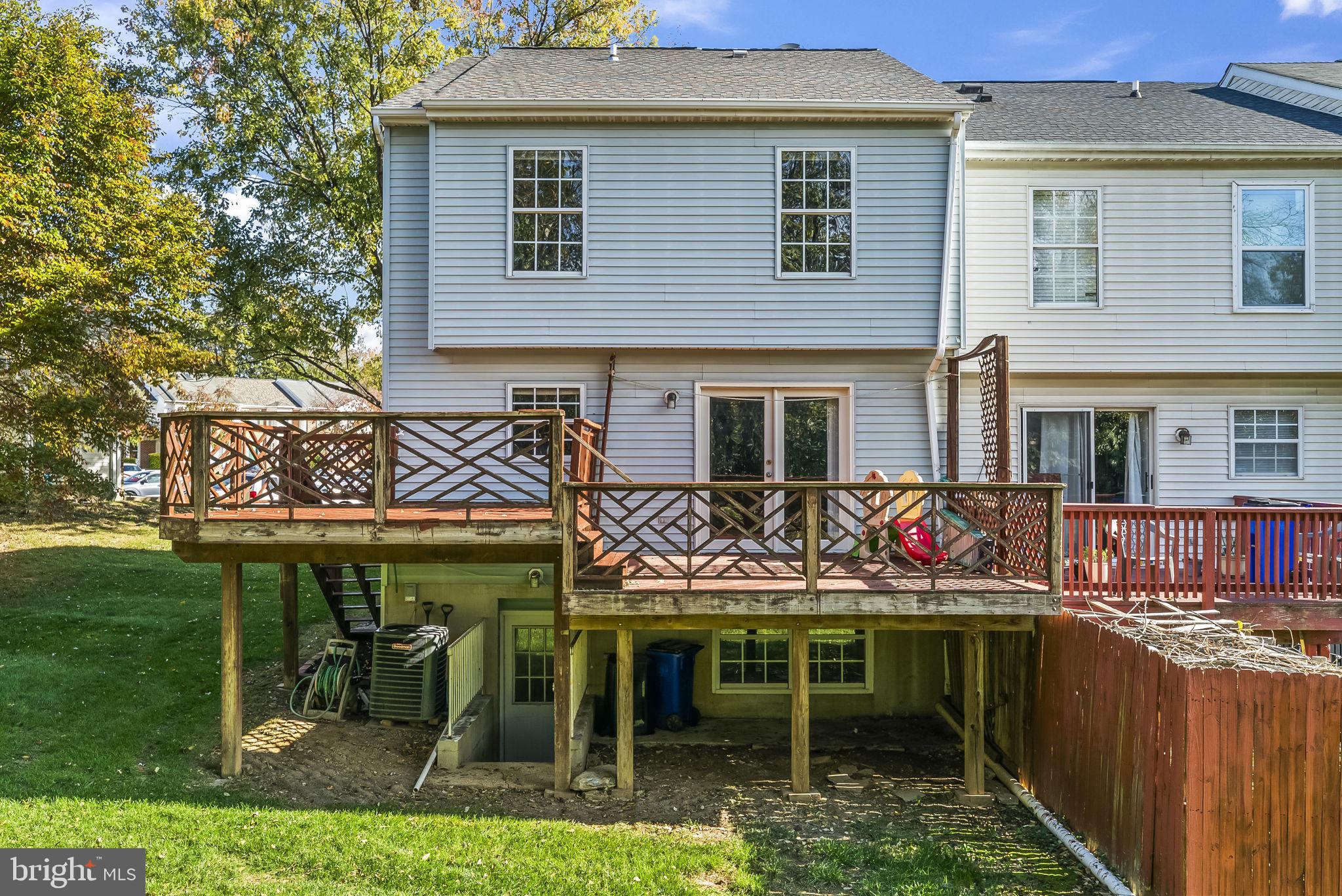 MOUNTAIN VILLAGE - Residential