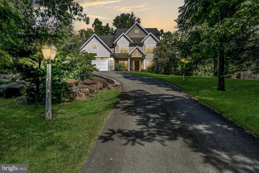 Photo of 12 Oakbrook Lane, Elizabethtown, PA 17022 (MLS # PALA2048364)