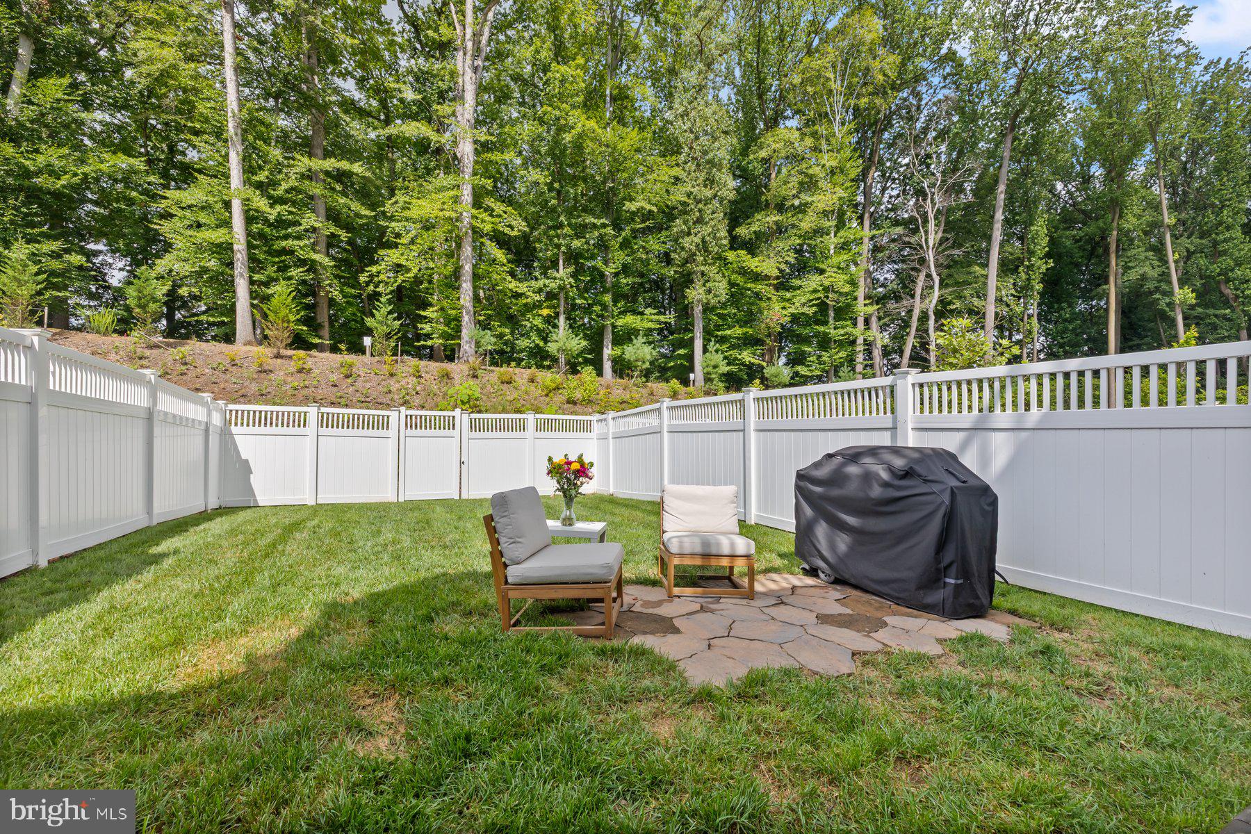 MARLBORO RIDGE - Residential