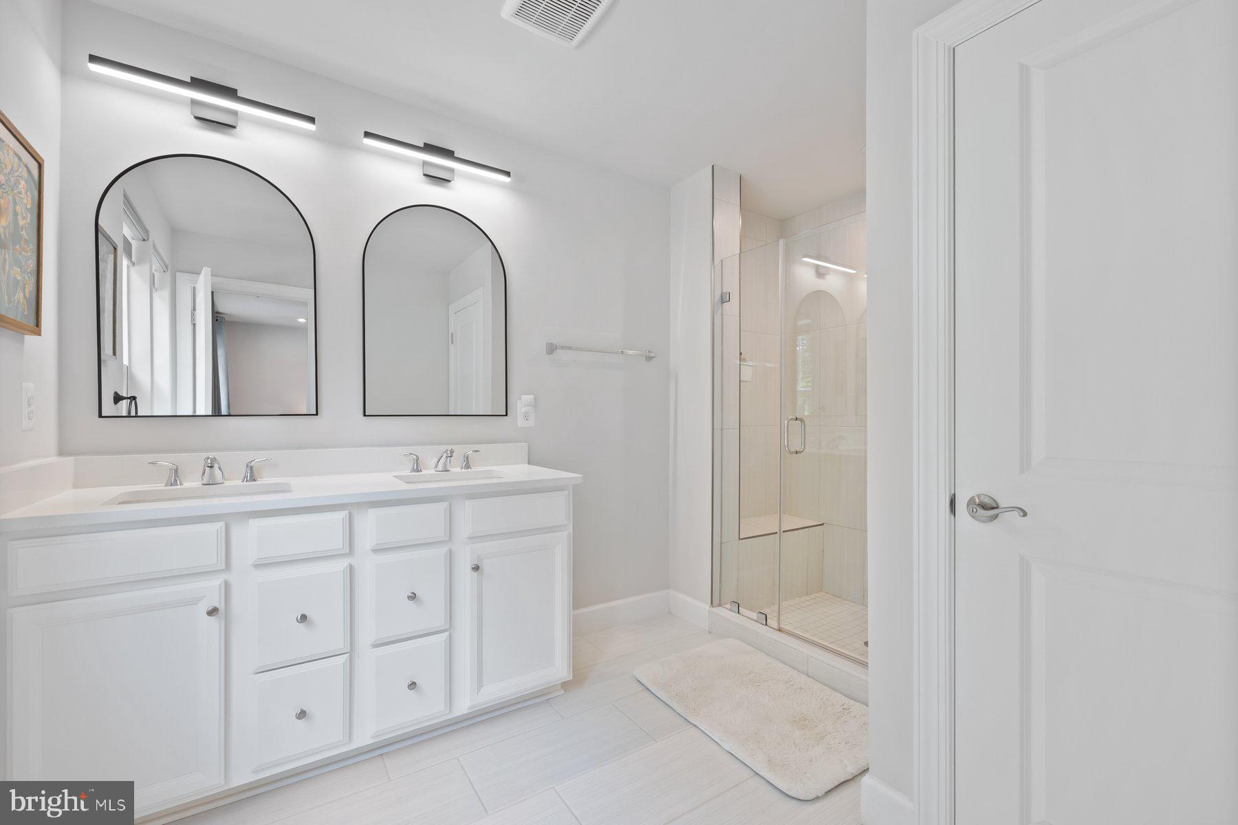 MARLBORO RIDGE - Residential