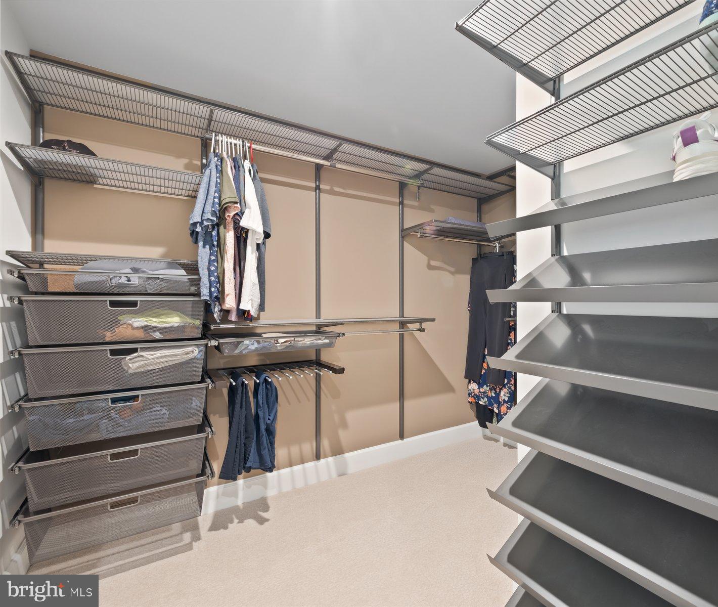 MARLBORO RIDGE - Residential