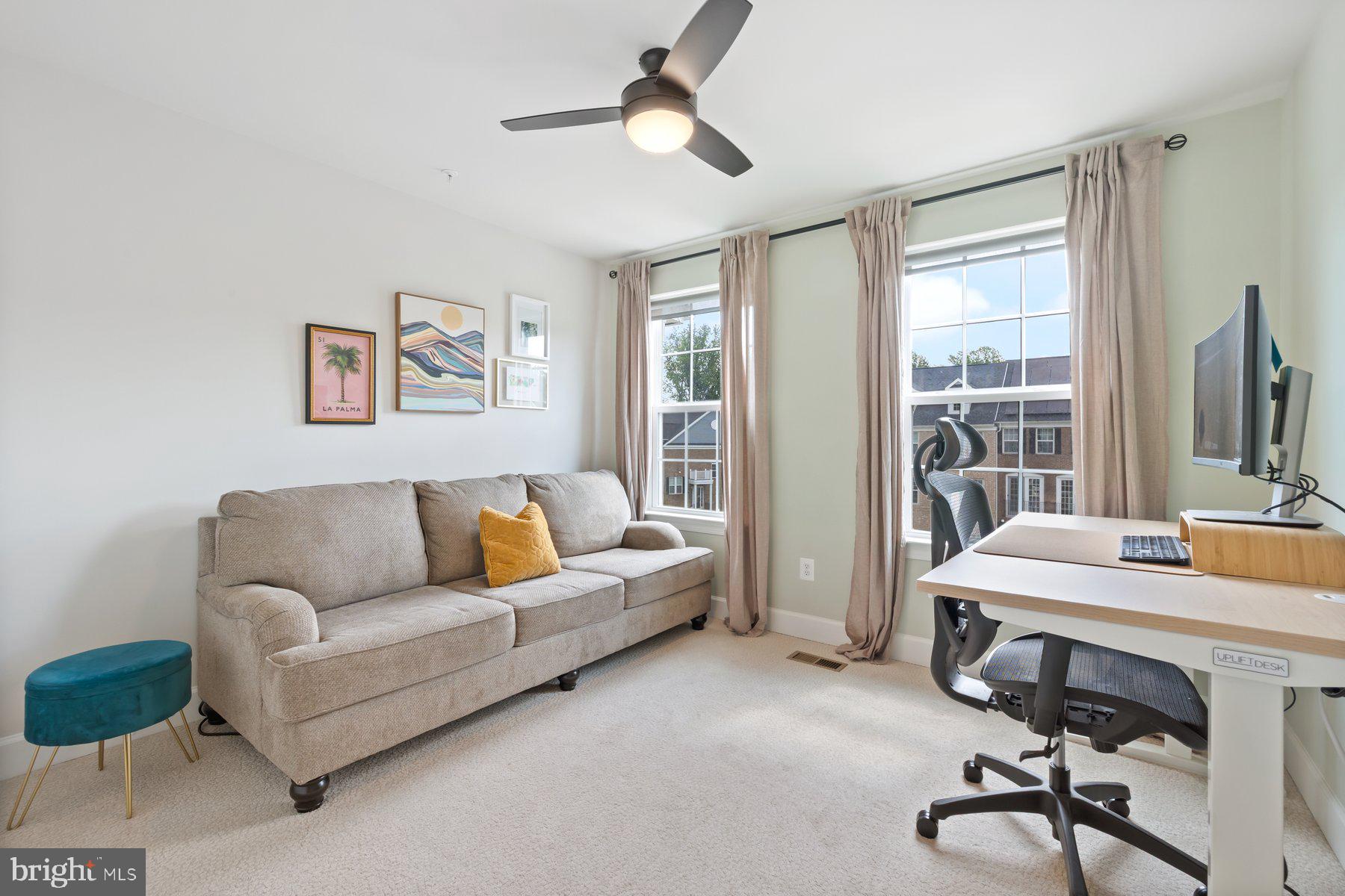 MARLBORO RIDGE - Residential