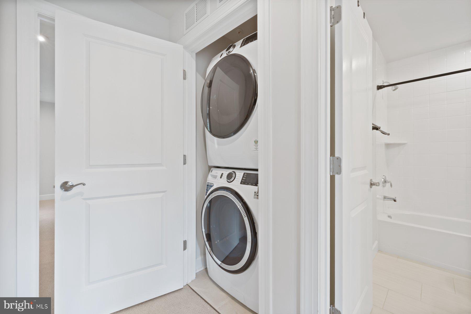 MARLBORO RIDGE - Residential