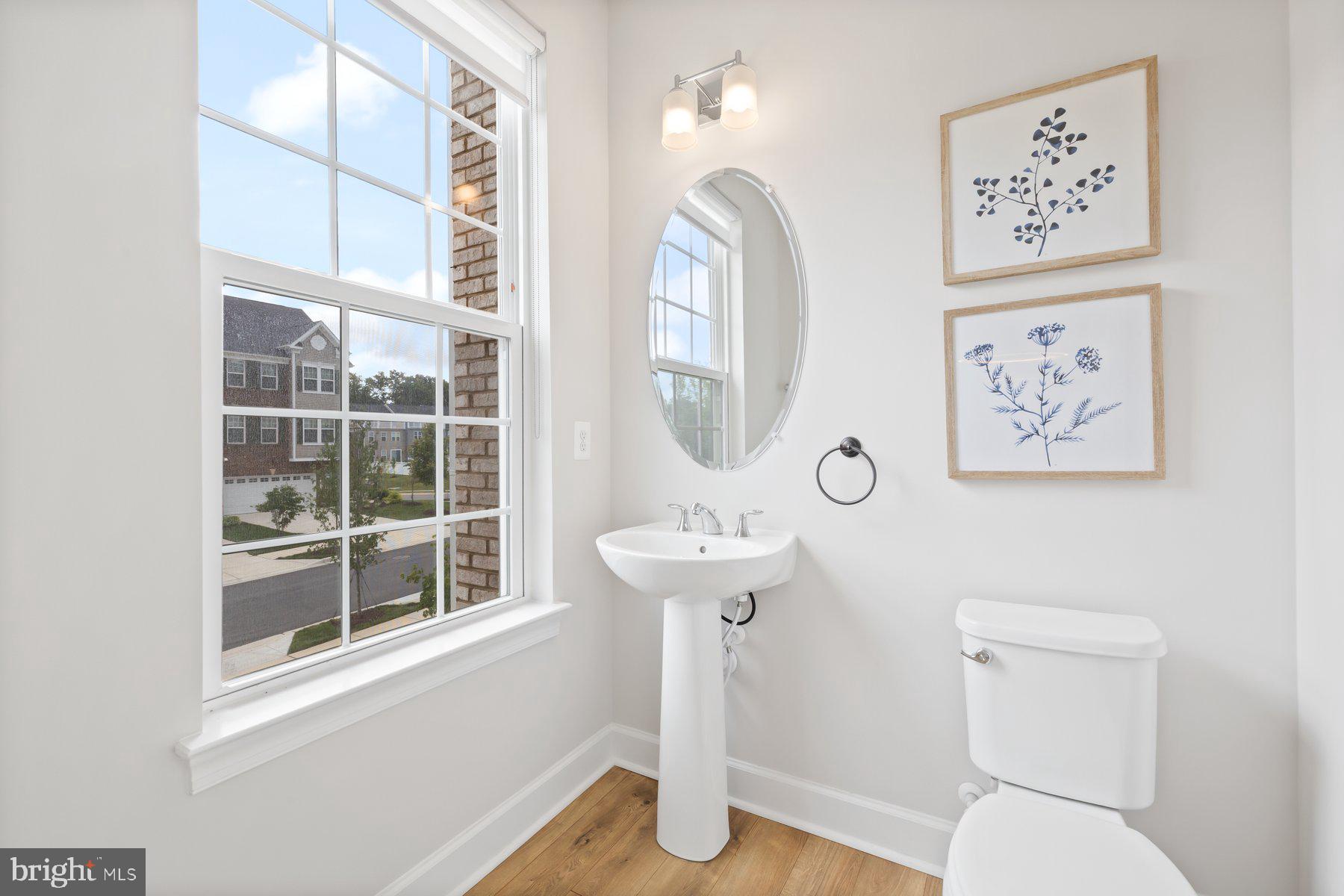 MARLBORO RIDGE - Residential