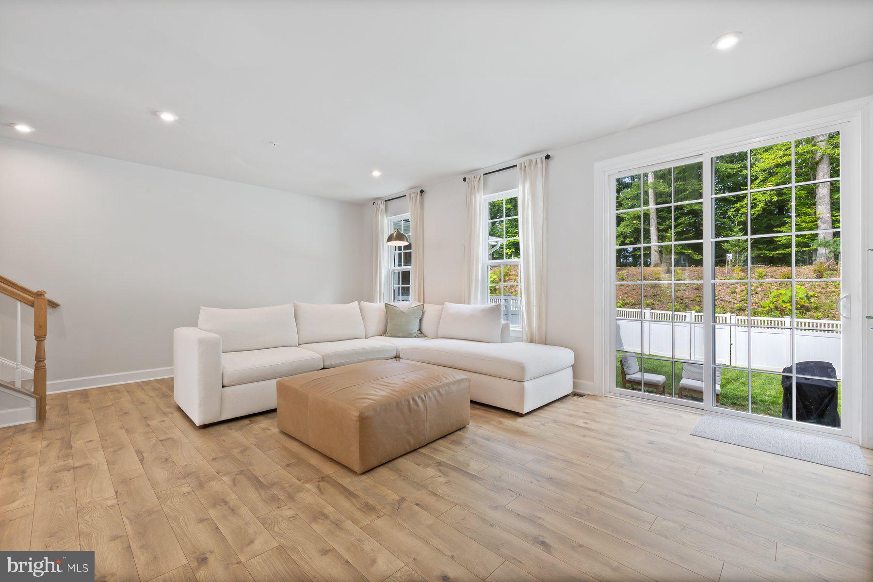 MARLBORO RIDGE - Residential