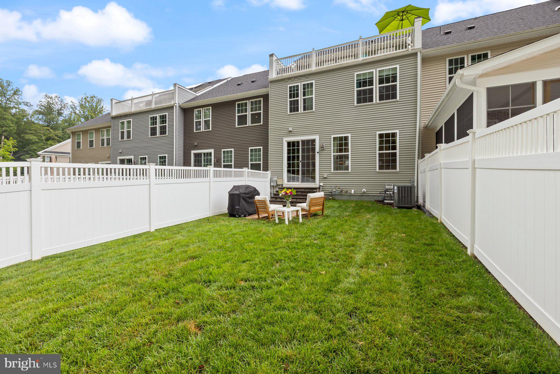 MARLBORO RIDGE - Residential