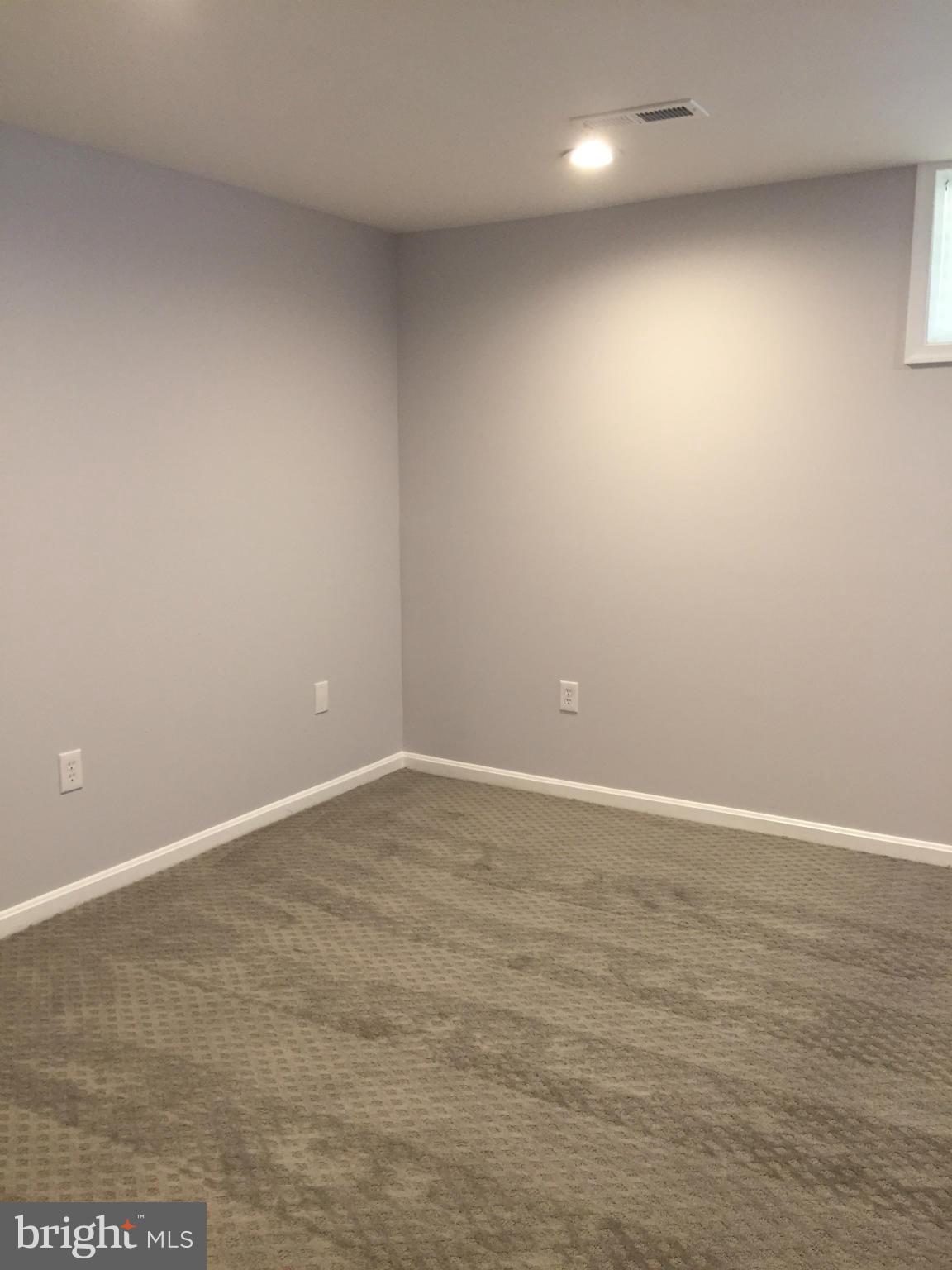 SILVER SPRING CNTRY CLUB - Residential