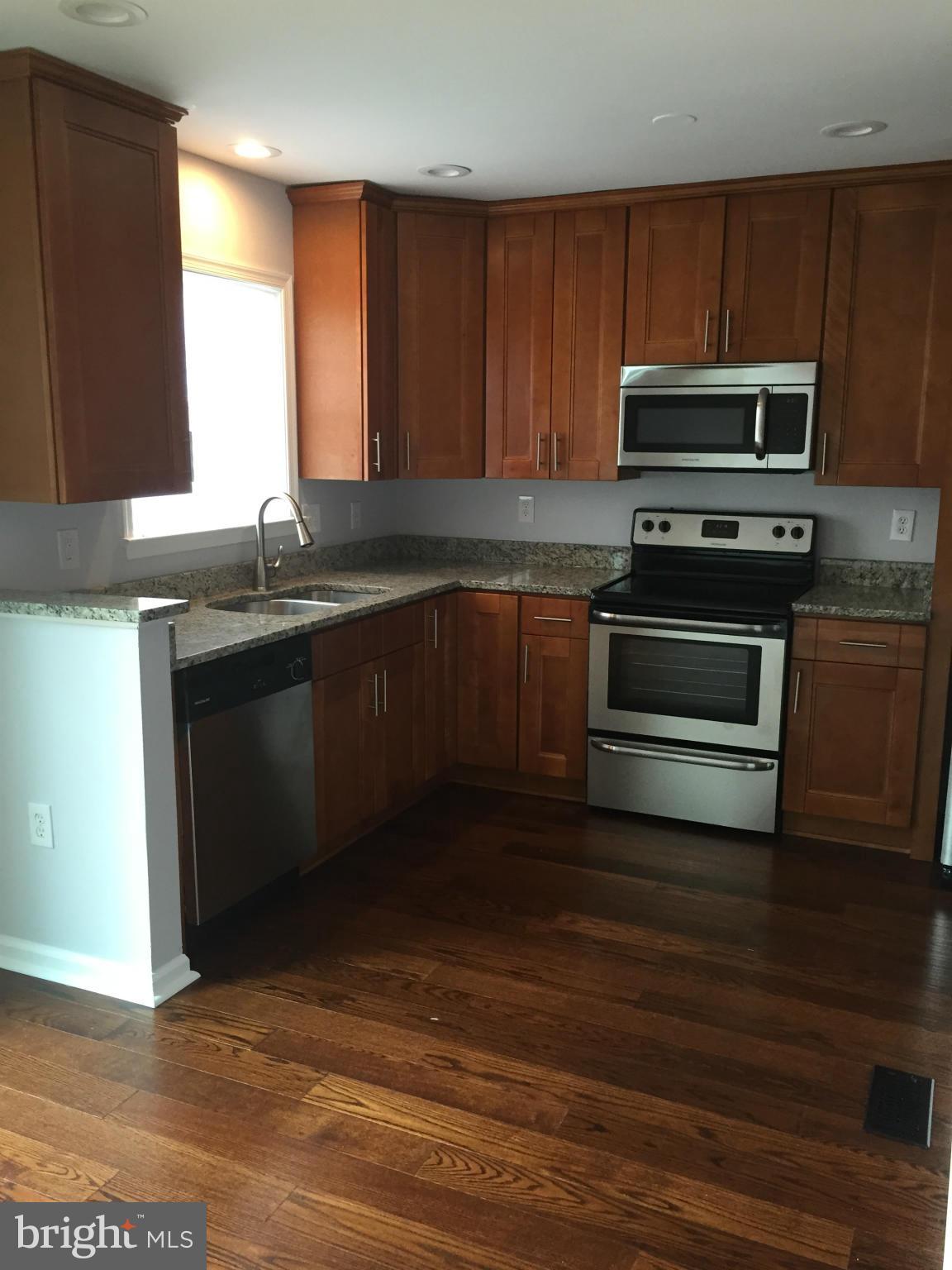 SILVER SPRING CNTRY CLUB - Residential