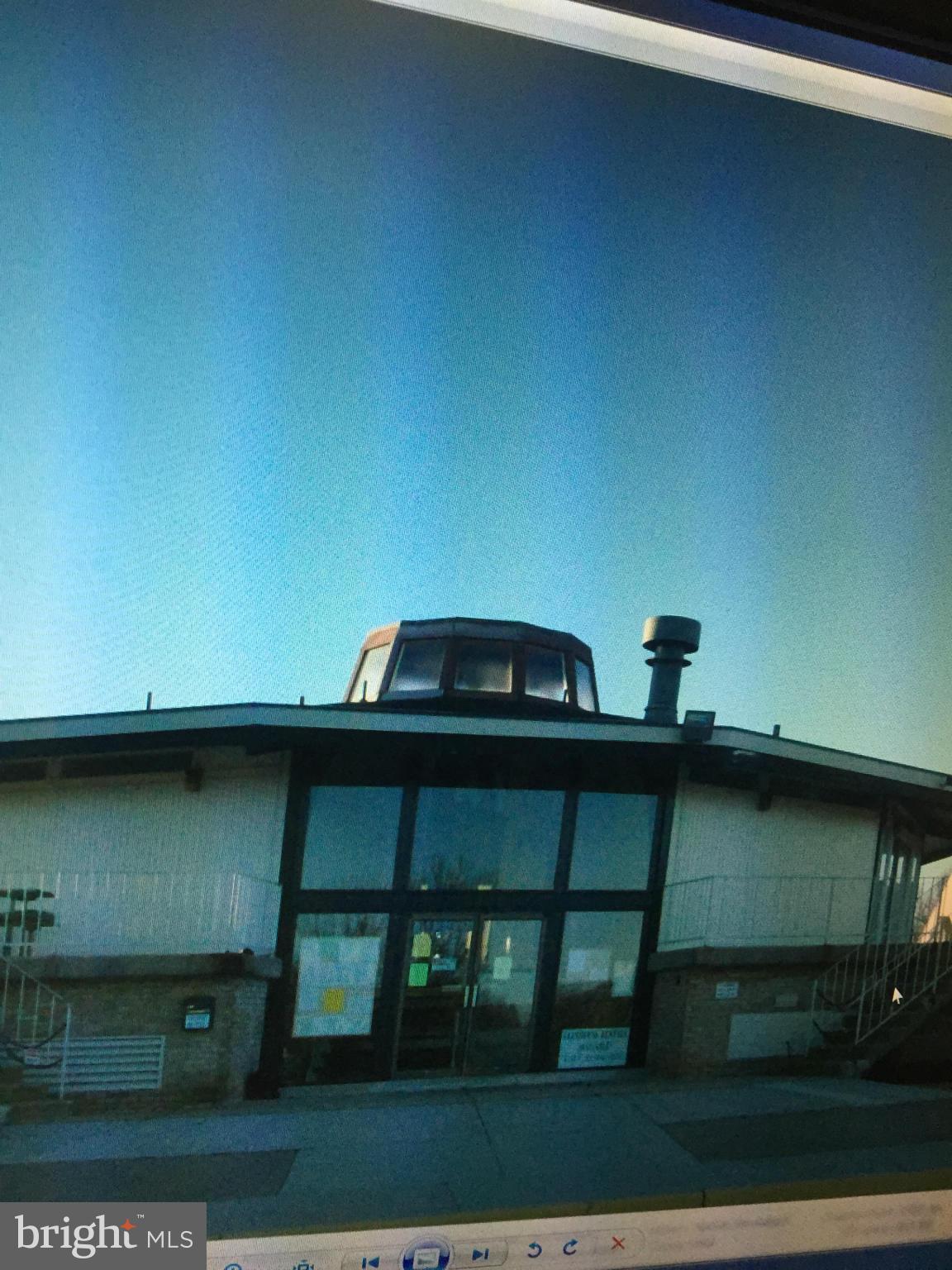 SILVER SPRING CNTRY CLUB - Residential