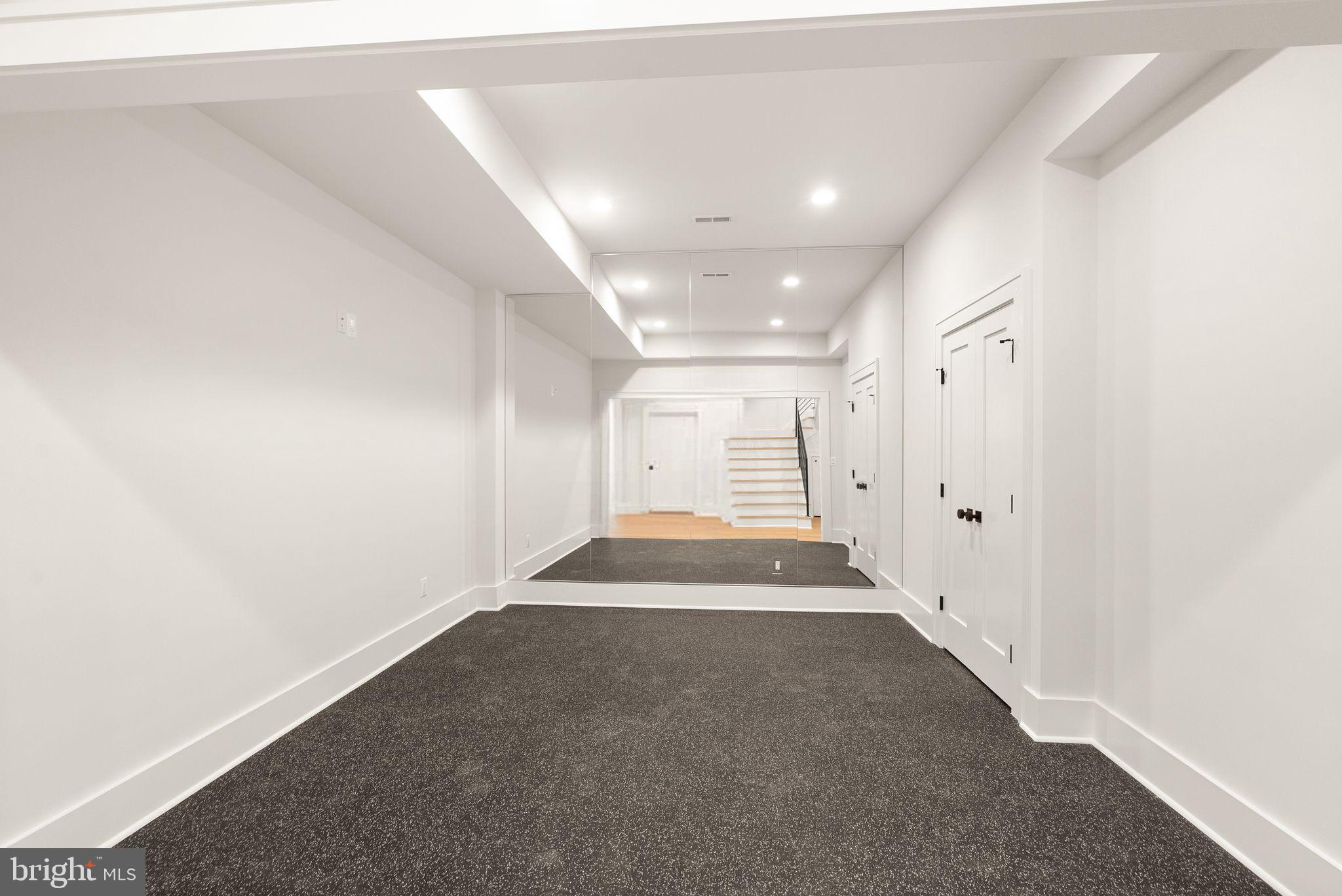 LYON PARK - Residential