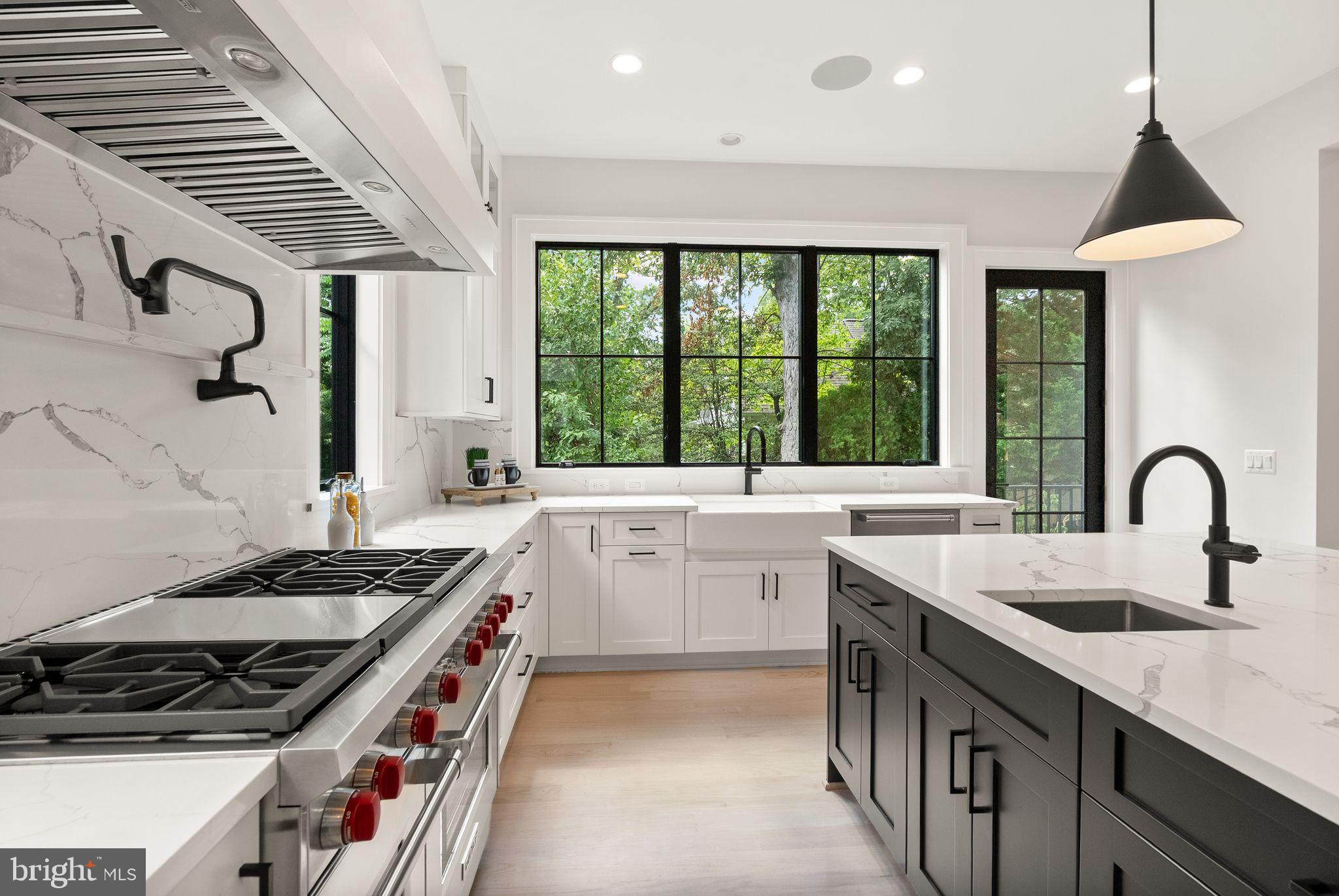 LYON PARK - Residential