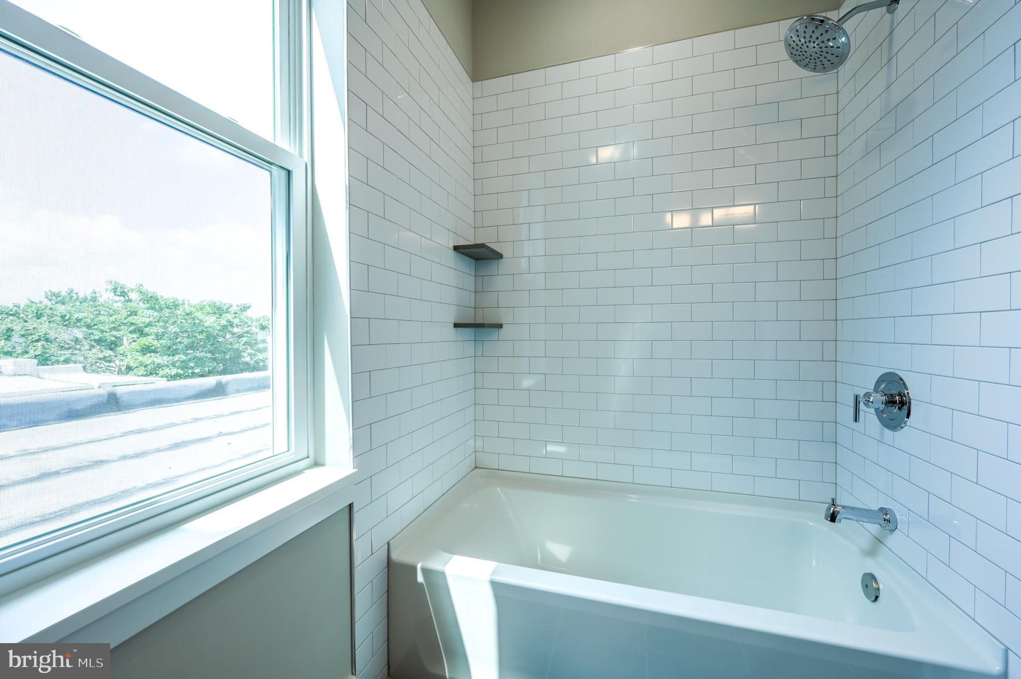 BREWERYTOWN - Residential Lease