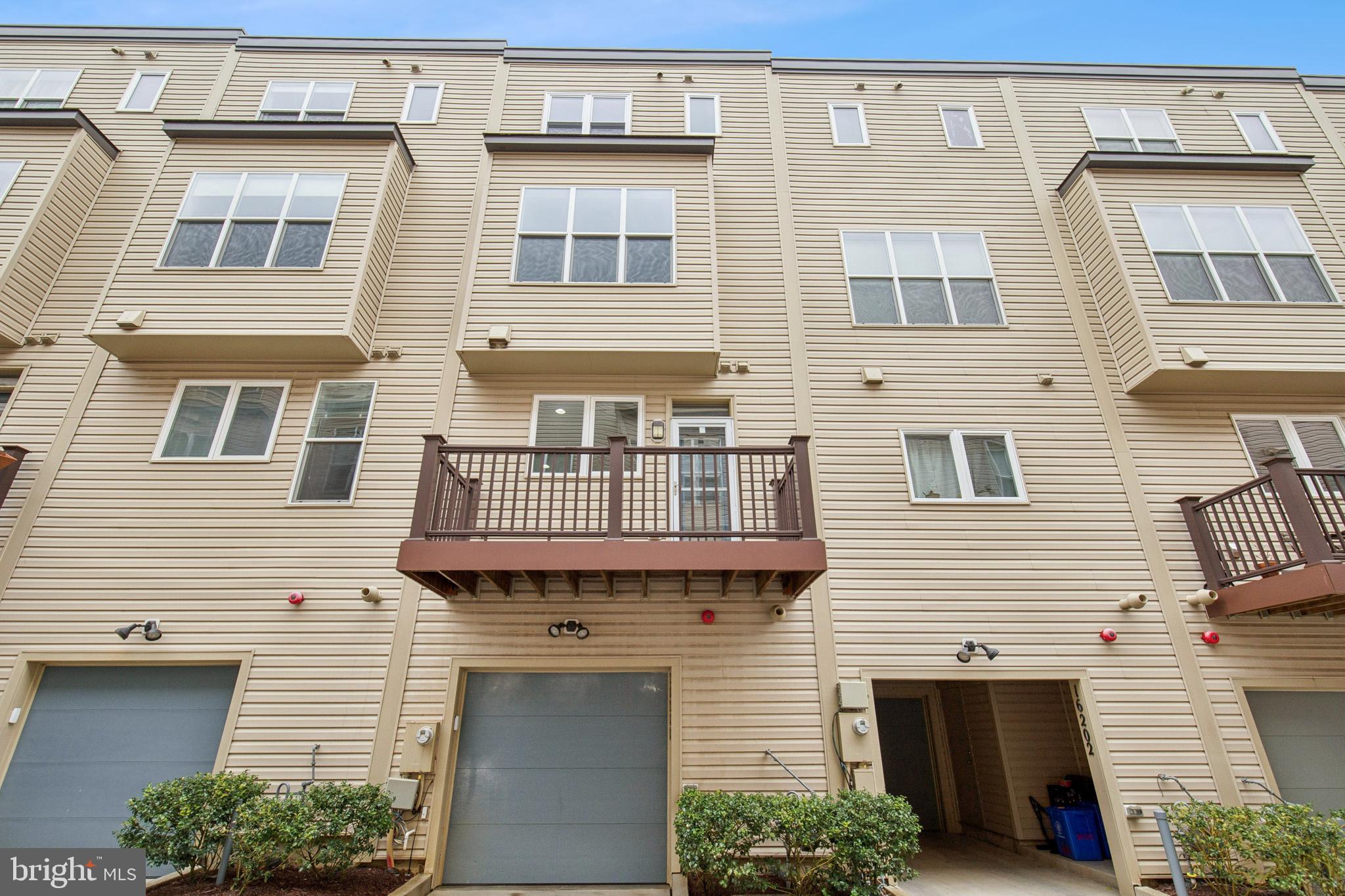 WESTSIDE AT SHADY GROVE - Residential