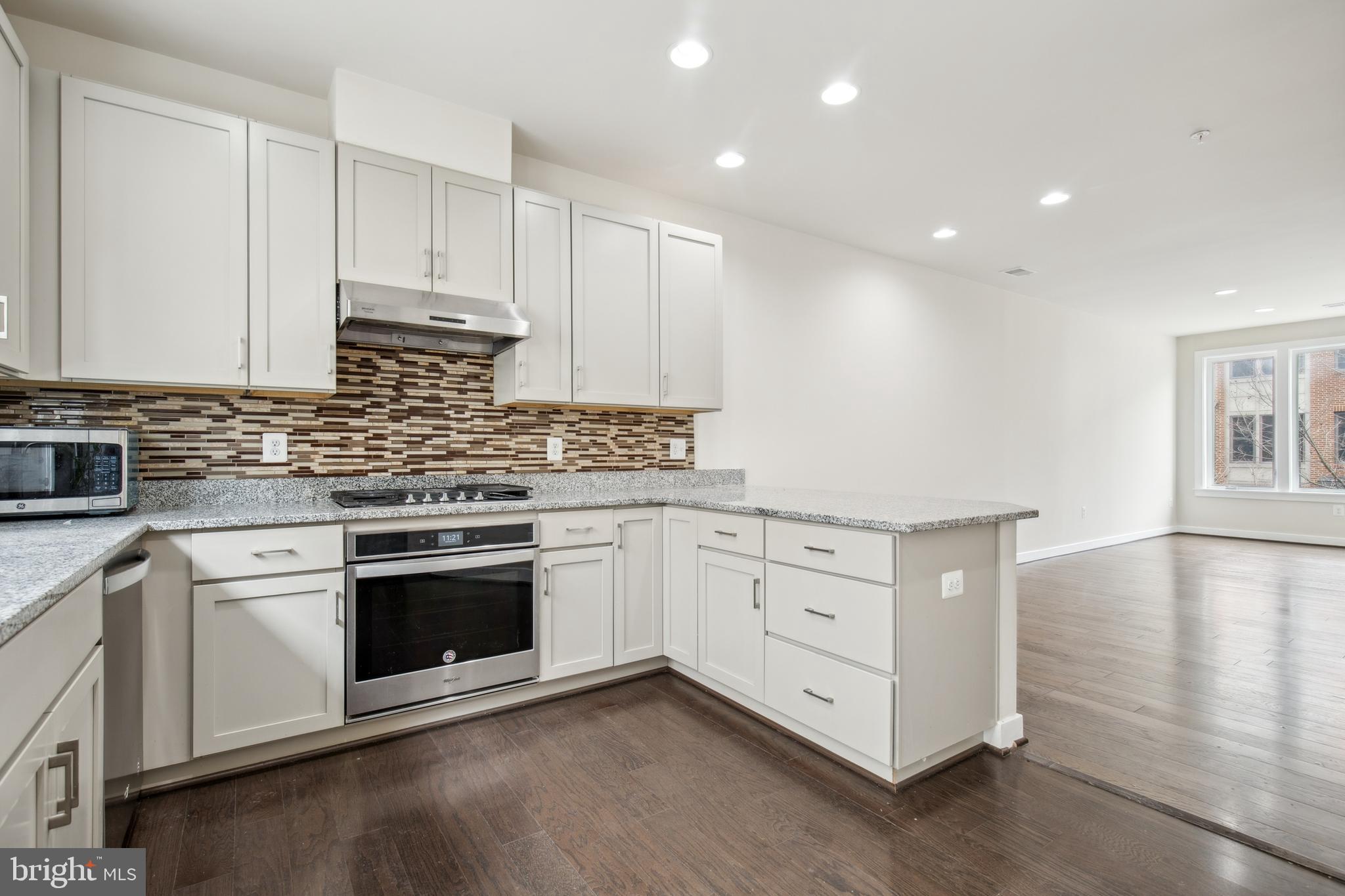 WESTSIDE AT SHADY GROVE - Residential