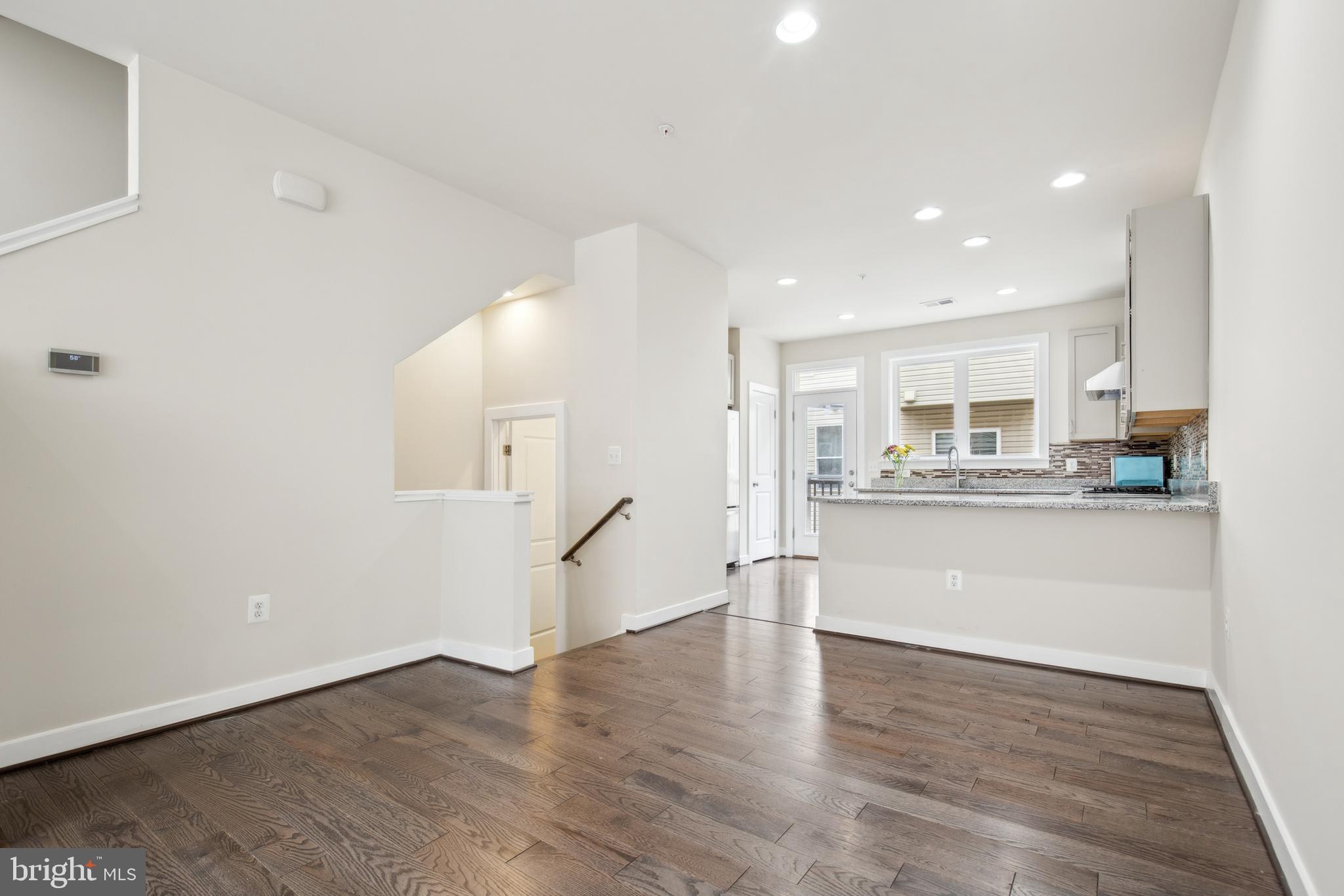 WESTSIDE AT SHADY GROVE - Residential