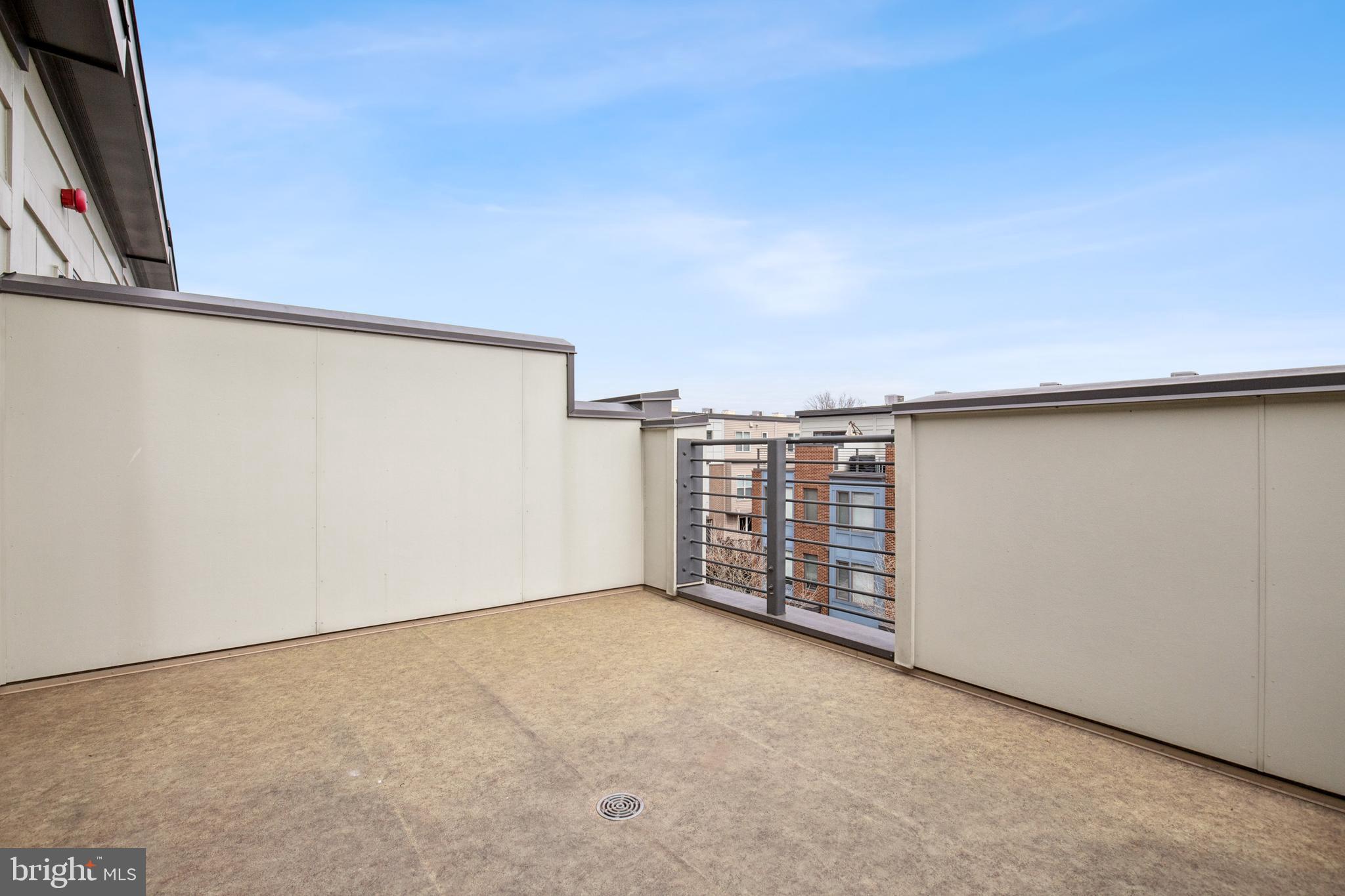 WESTSIDE AT SHADY GROVE - Residential