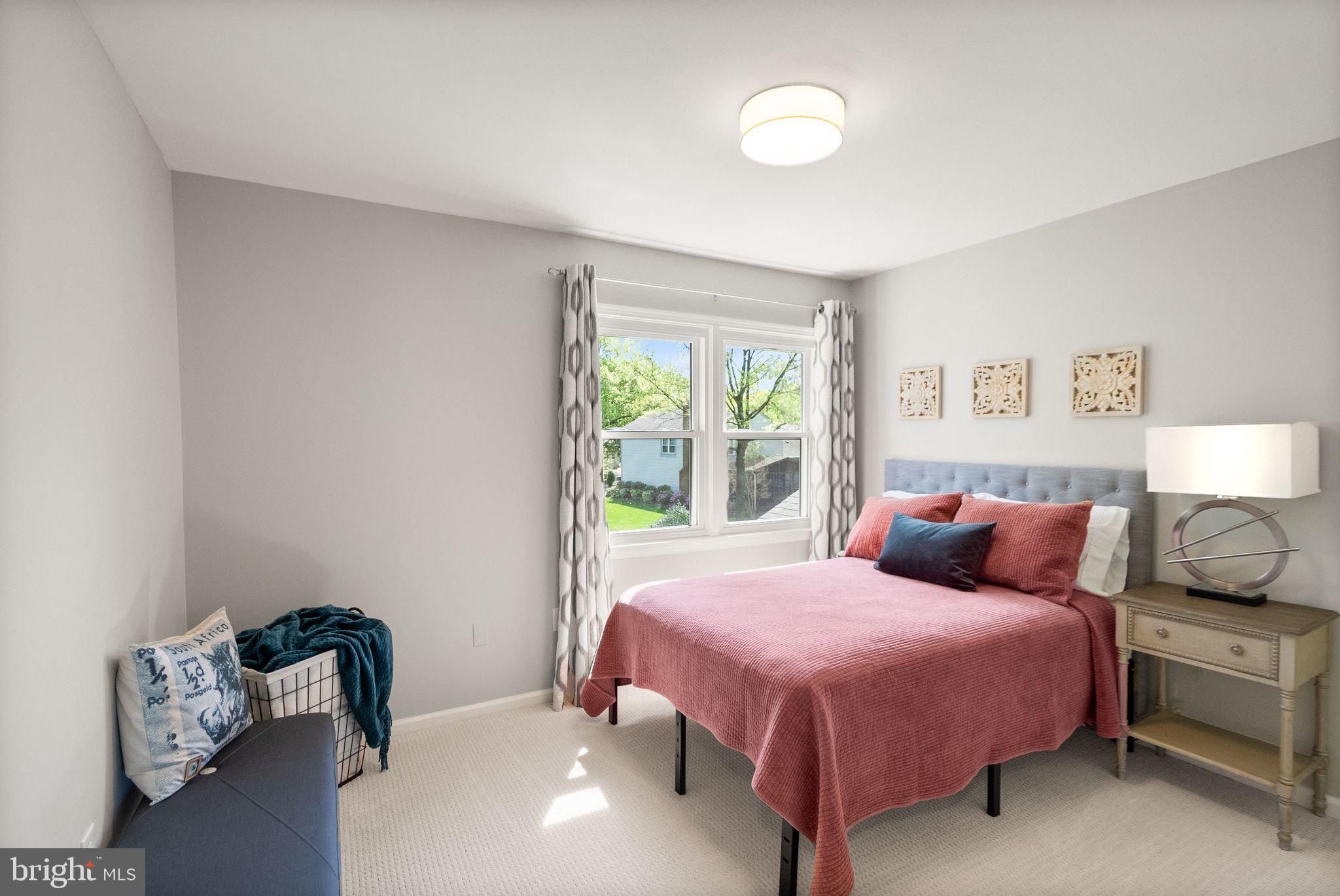 FRANKLIN FARM - Residential