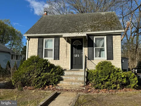 MLS: NJCD2093372