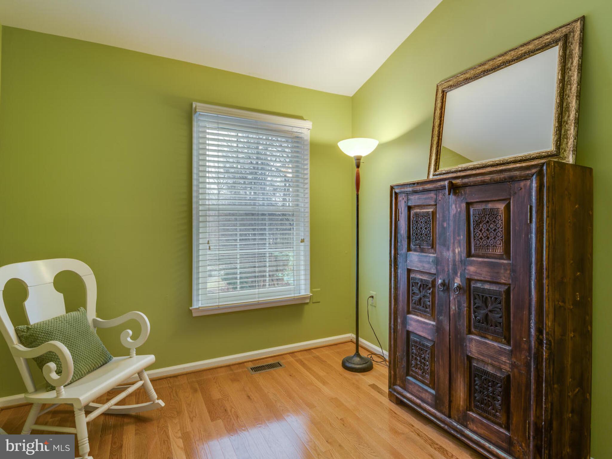 RESTON - Residential Lease