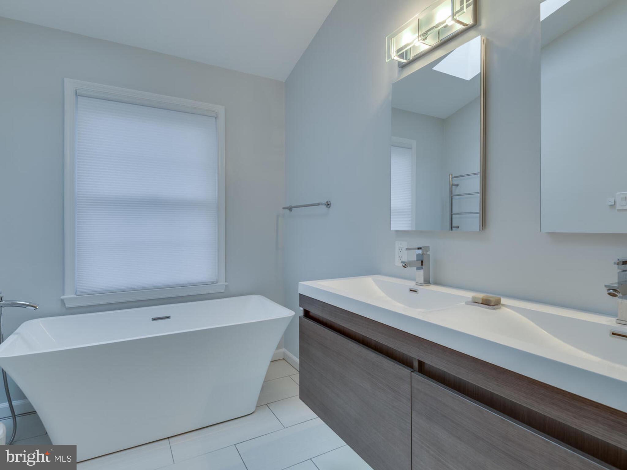 RESTON - Residential Lease