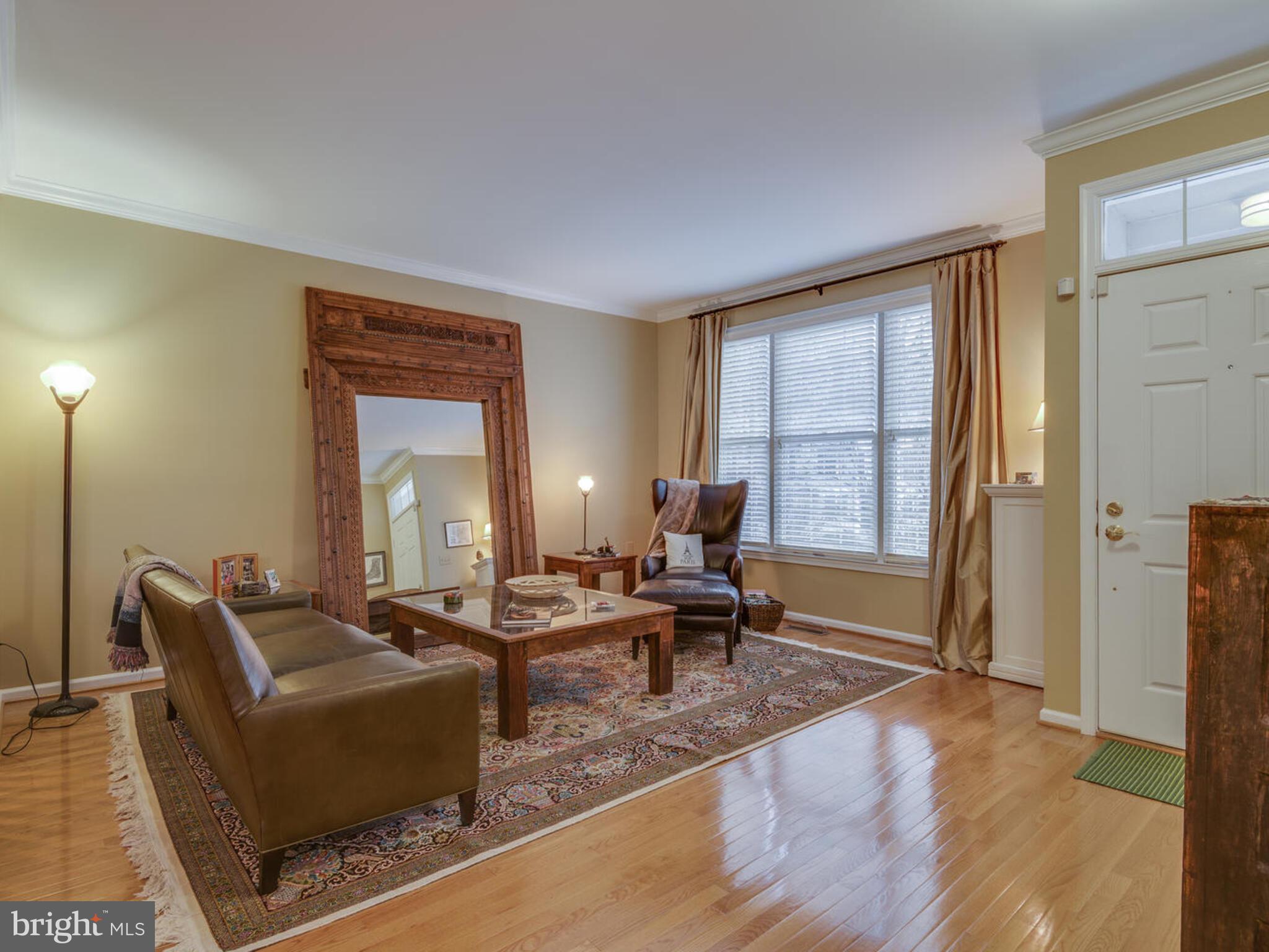 RESTON - Residential Lease