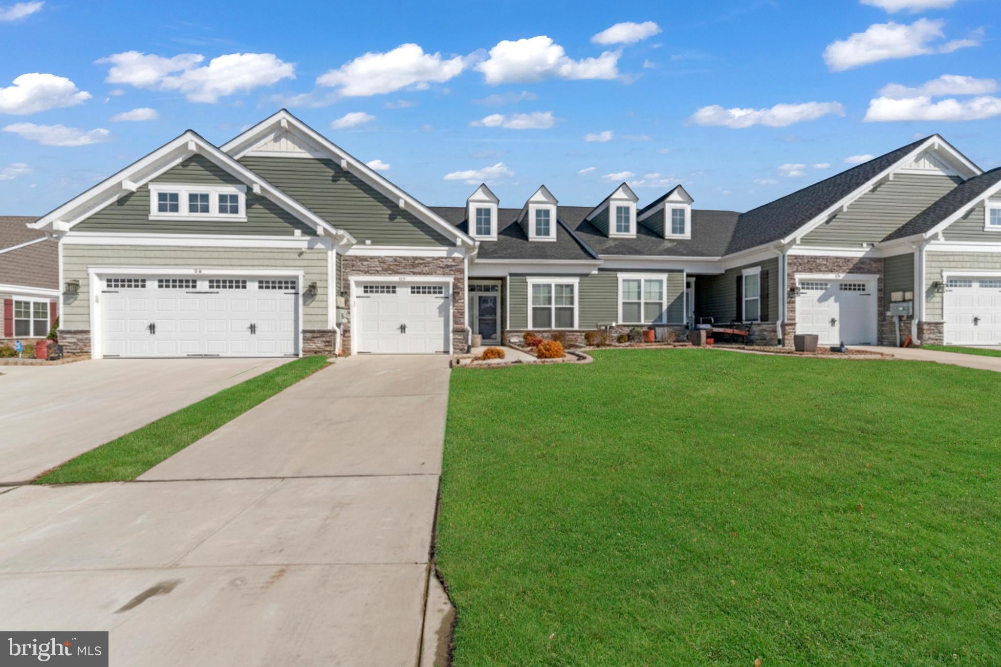 HAWTHORNE GREENE - Residential