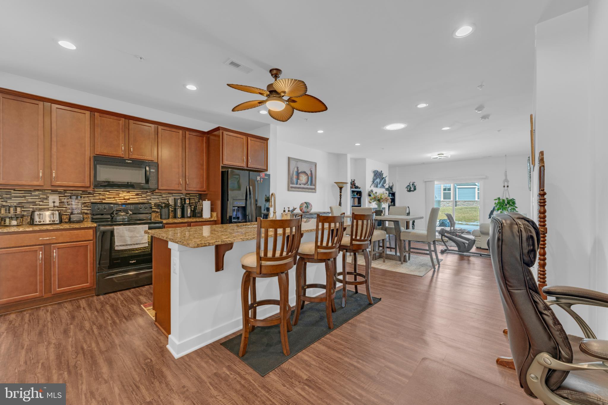 HAWTHORNE GREENE - Residential