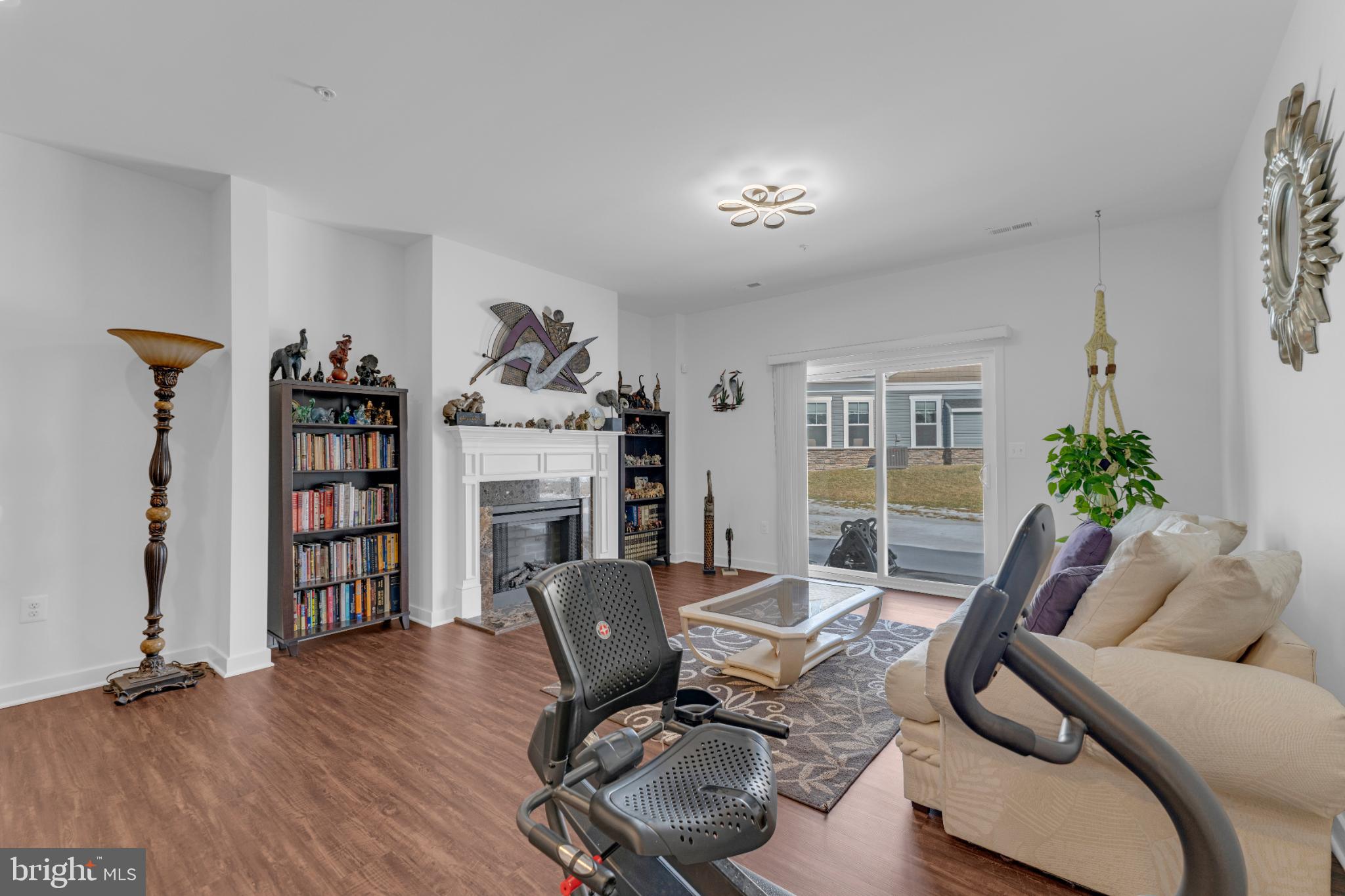 HAWTHORNE GREENE - Residential