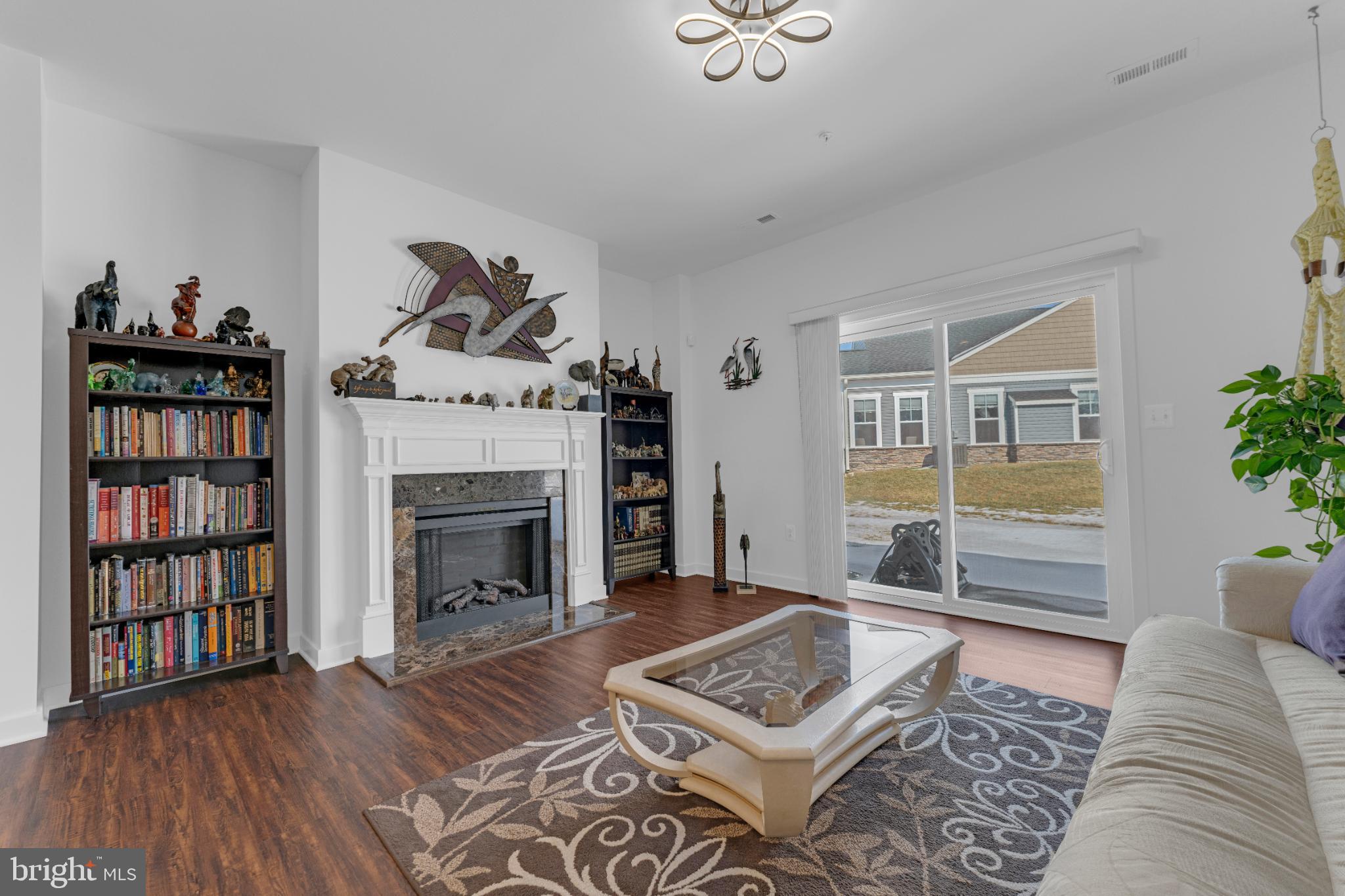 HAWTHORNE GREENE - Residential