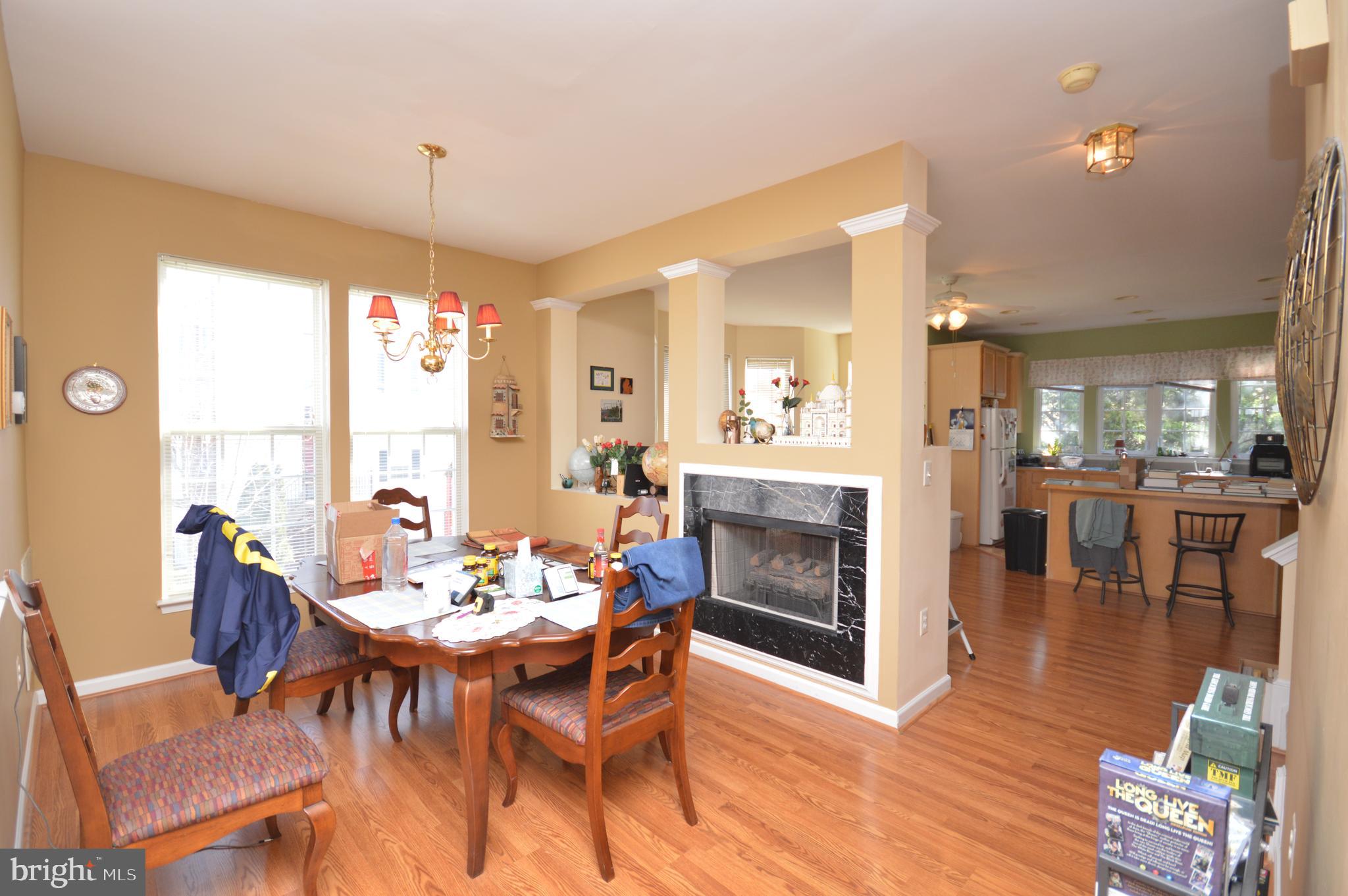 AUTUMN CHASE HUNT - Residential Lease