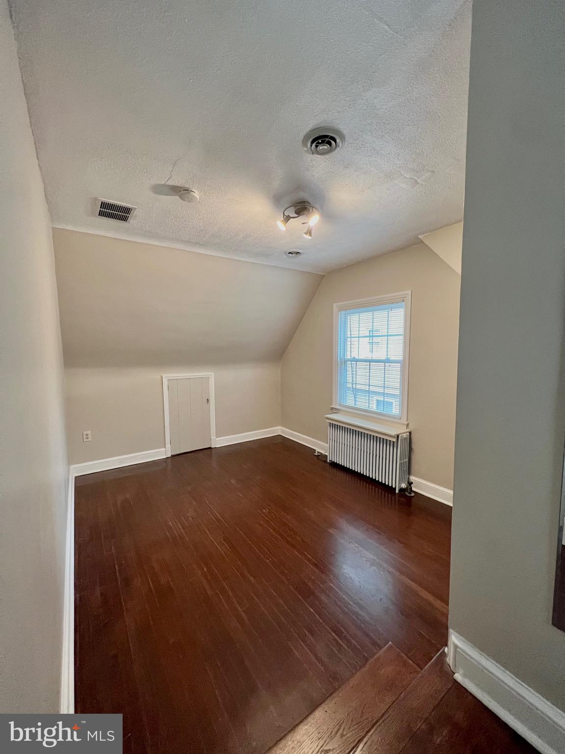 ARLINGTON HEIGHTS - Residential Lease