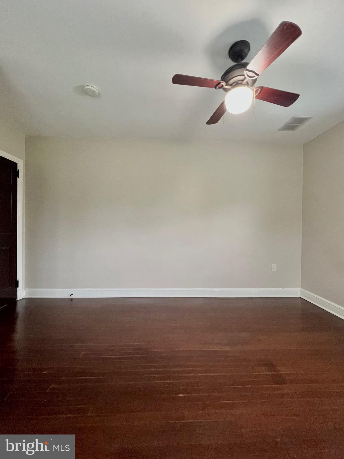 ARLINGTON HEIGHTS - Residential Lease