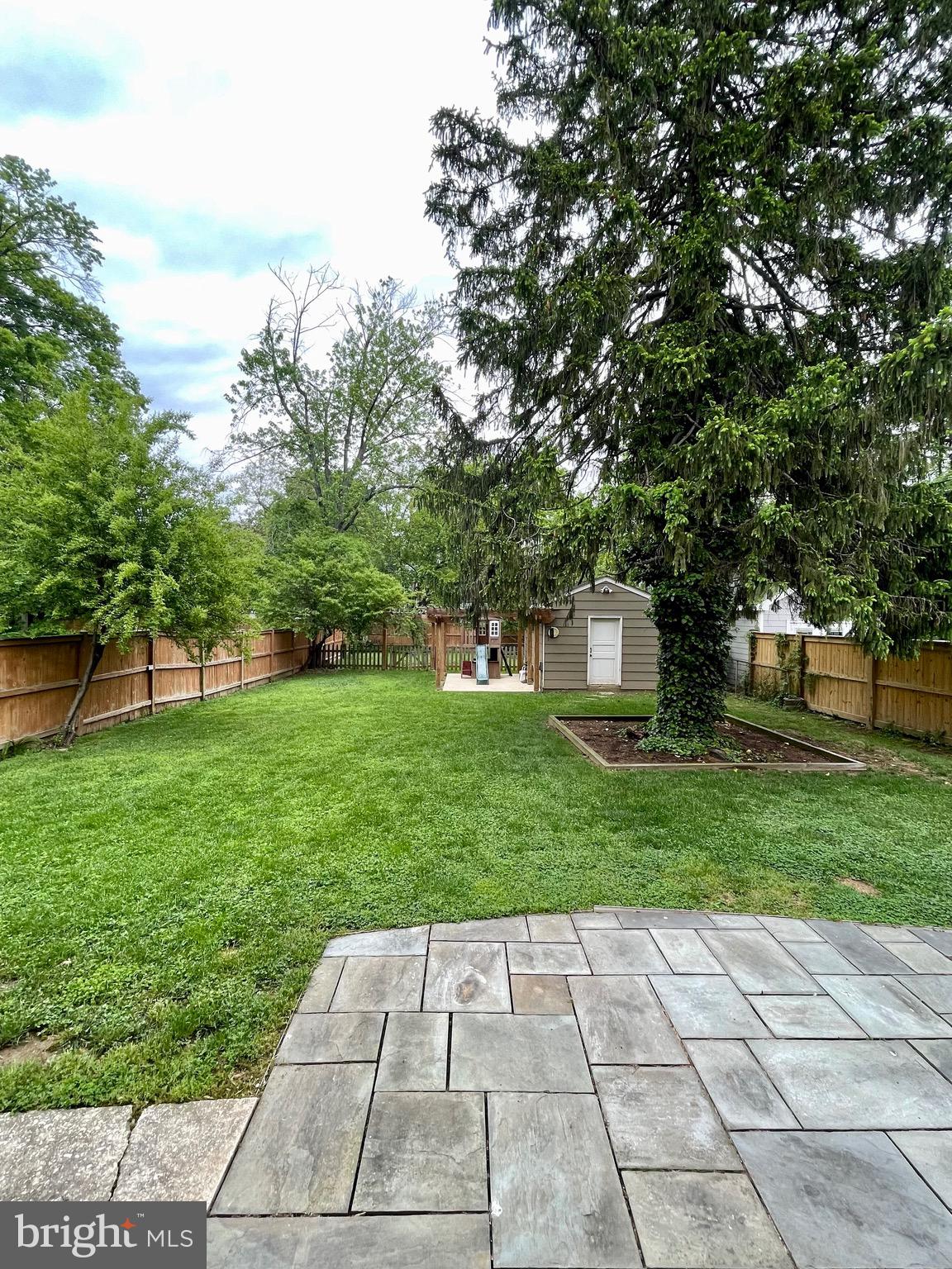 ARLINGTON HEIGHTS - Residential Lease