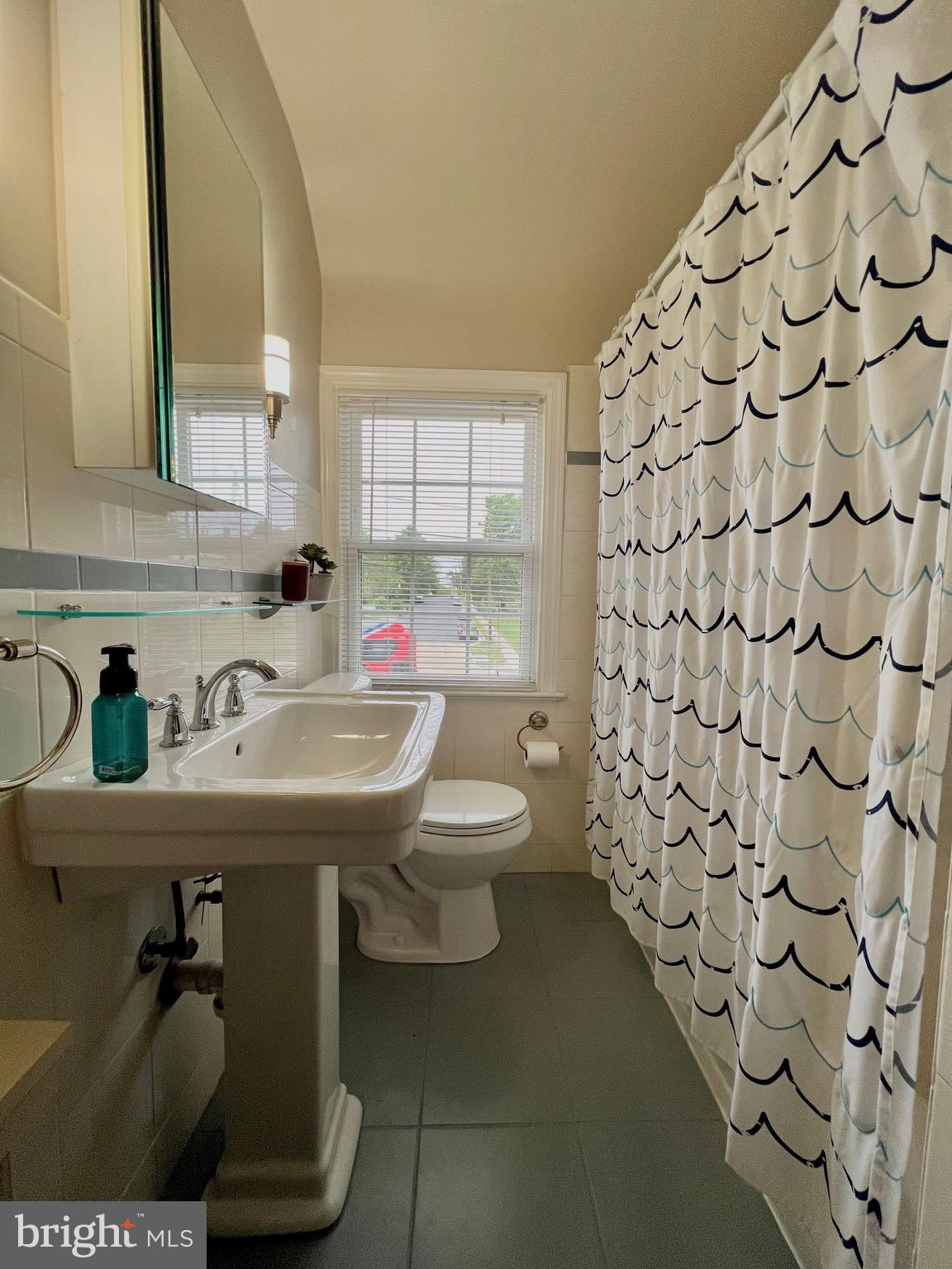 ARLINGTON HEIGHTS - Residential Lease