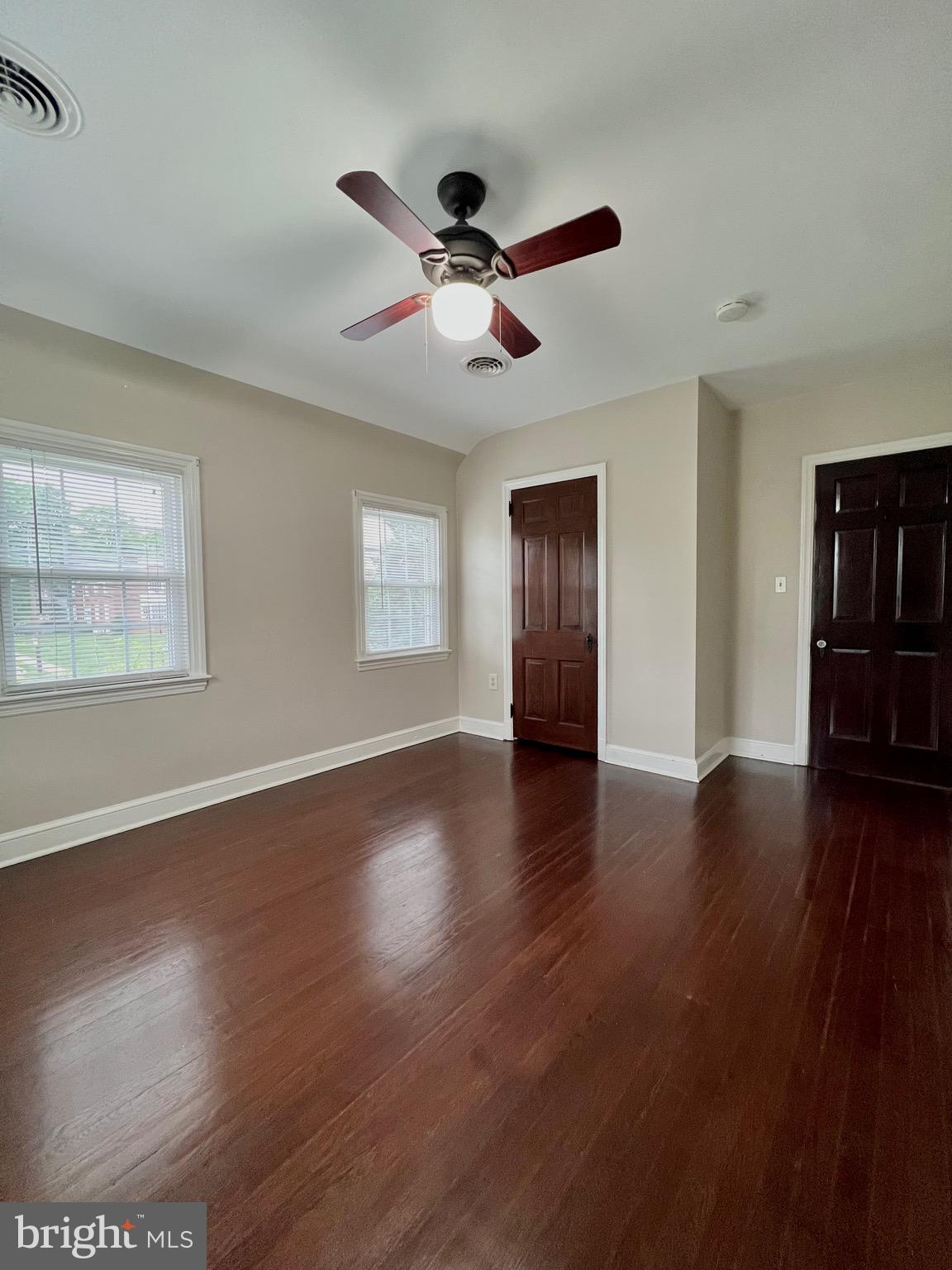 ARLINGTON HEIGHTS - Residential Lease