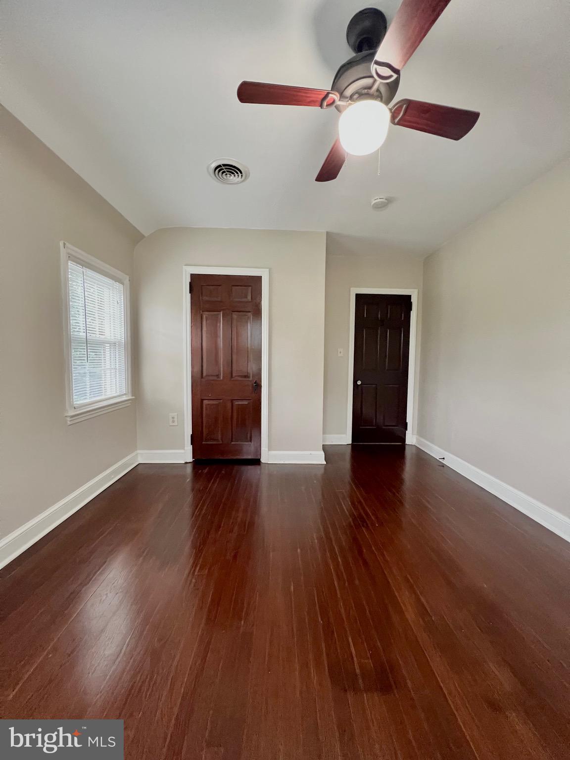 ARLINGTON HEIGHTS - Residential Lease