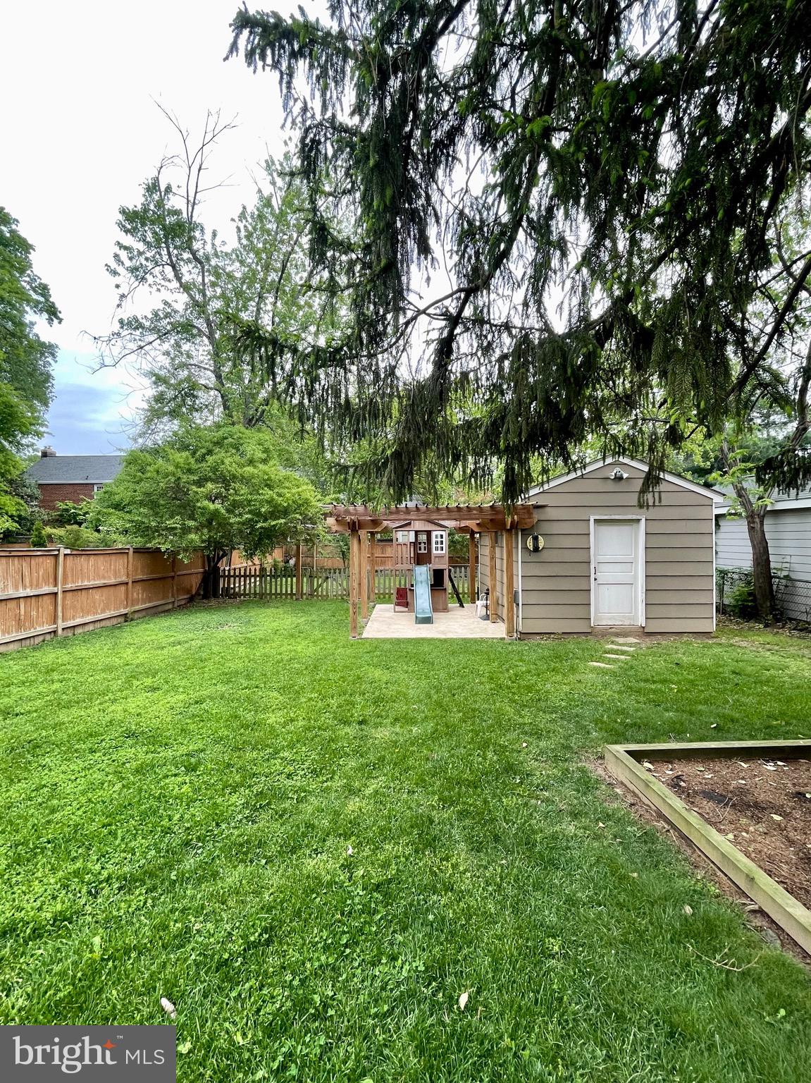 ARLINGTON HEIGHTS - Residential Lease