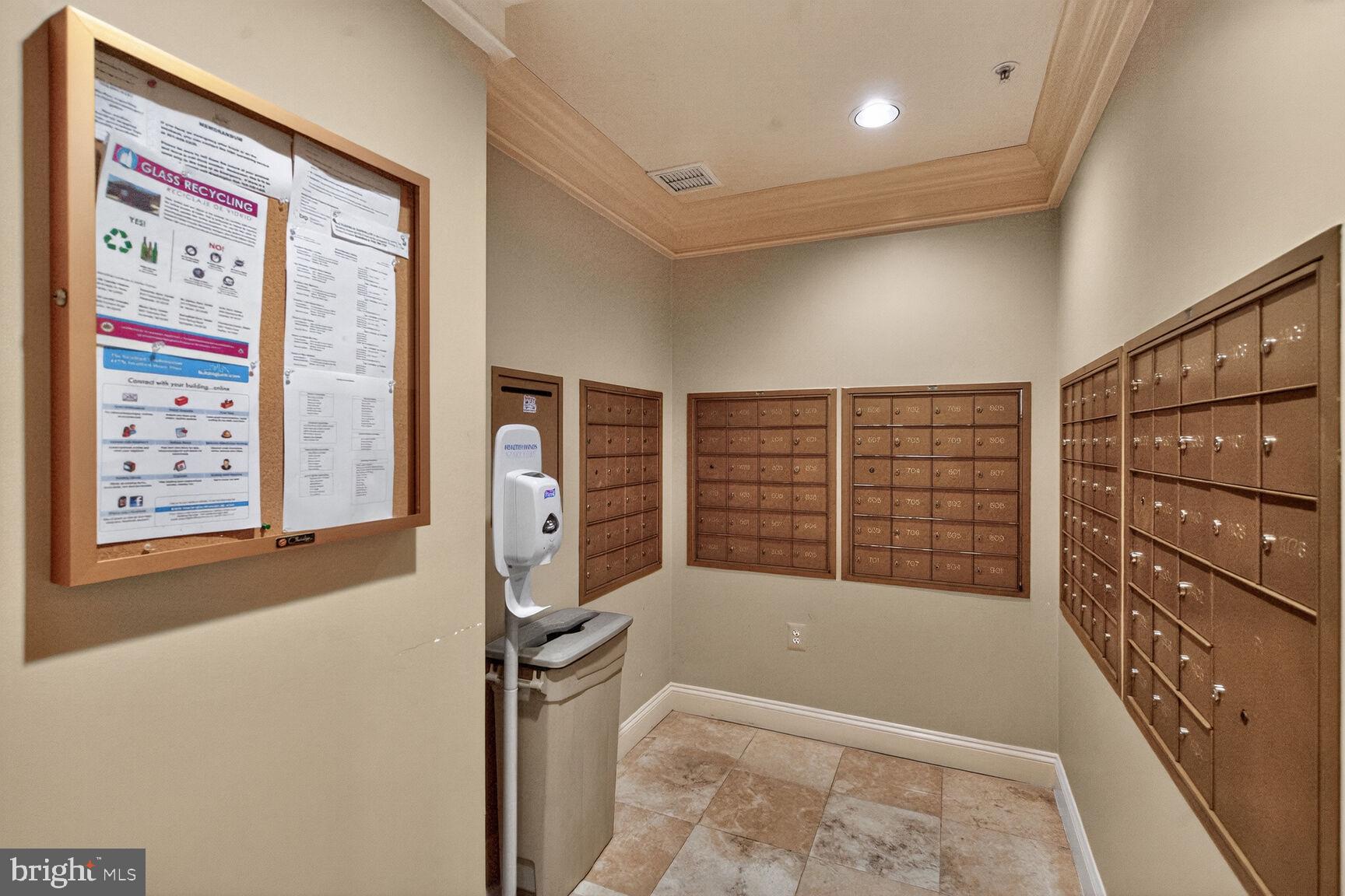 STRATFORD CONDOMINIUMS - Residential