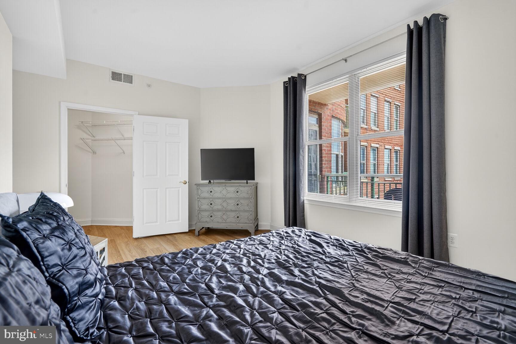 STRATFORD CONDOMINIUMS - Residential