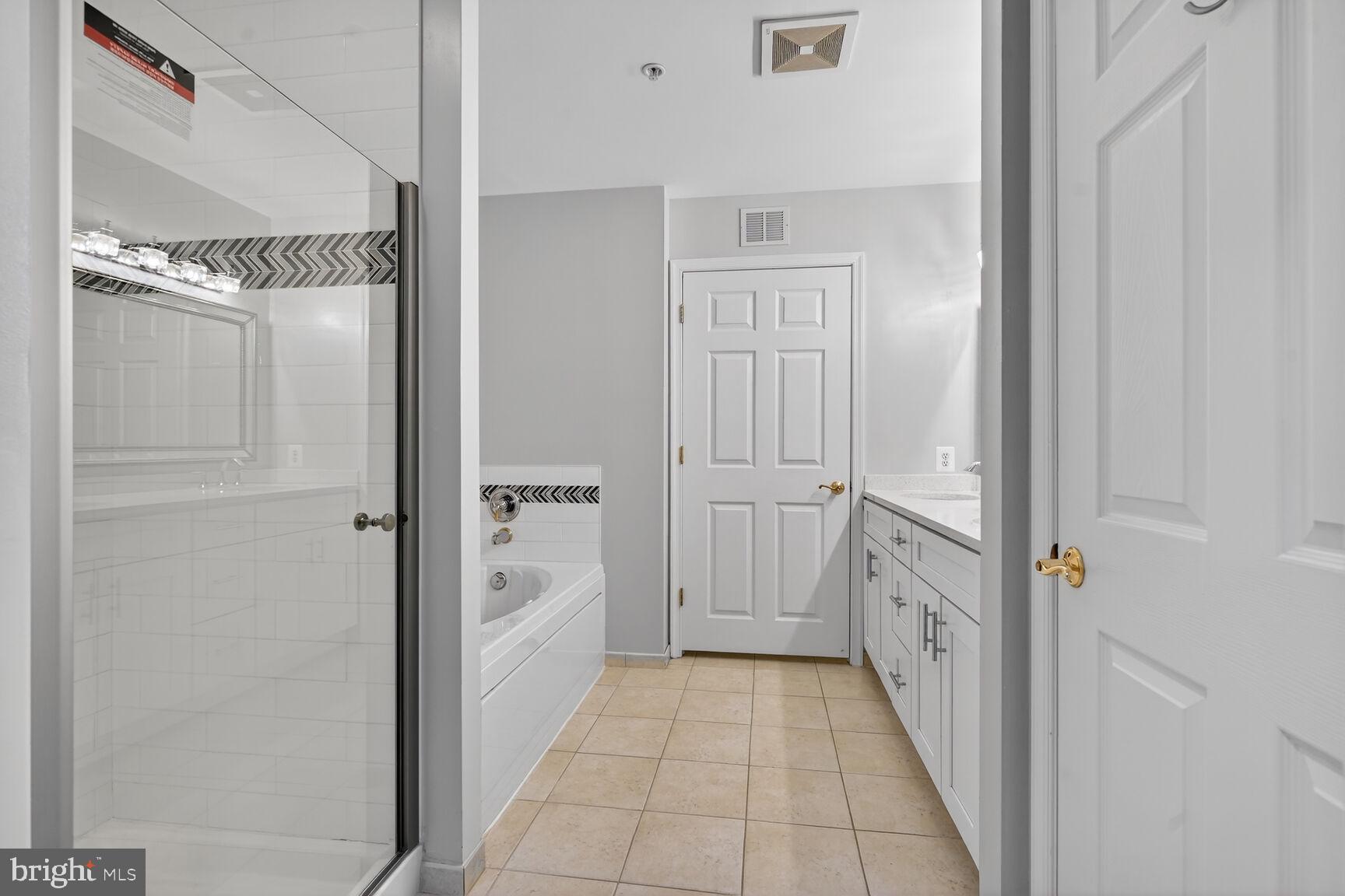 STRATFORD CONDOMINIUMS - Residential