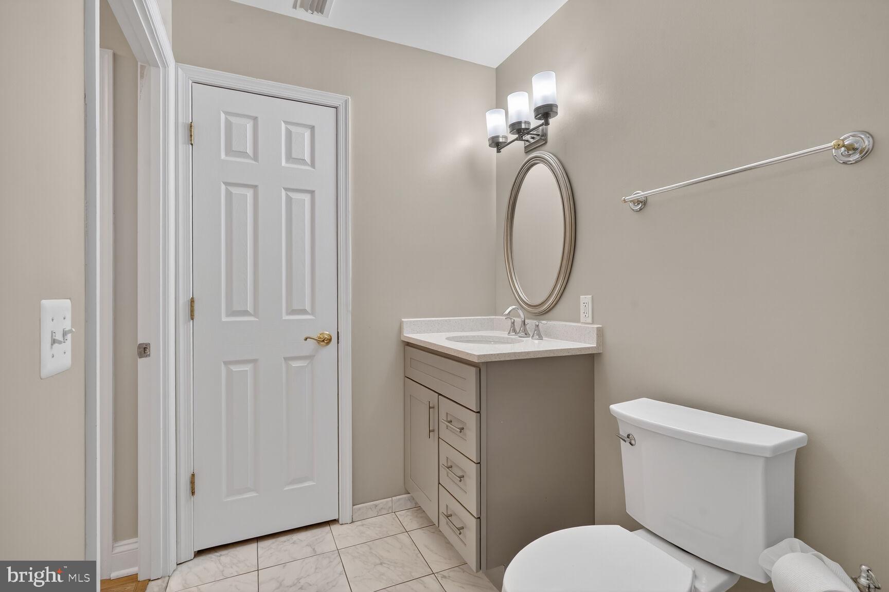 STRATFORD CONDOMINIUMS - Residential