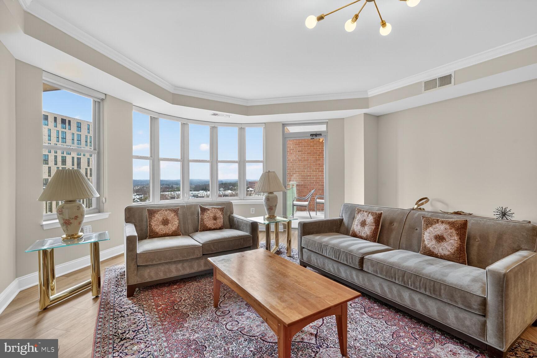 STRATFORD CONDOMINIUMS - Residential